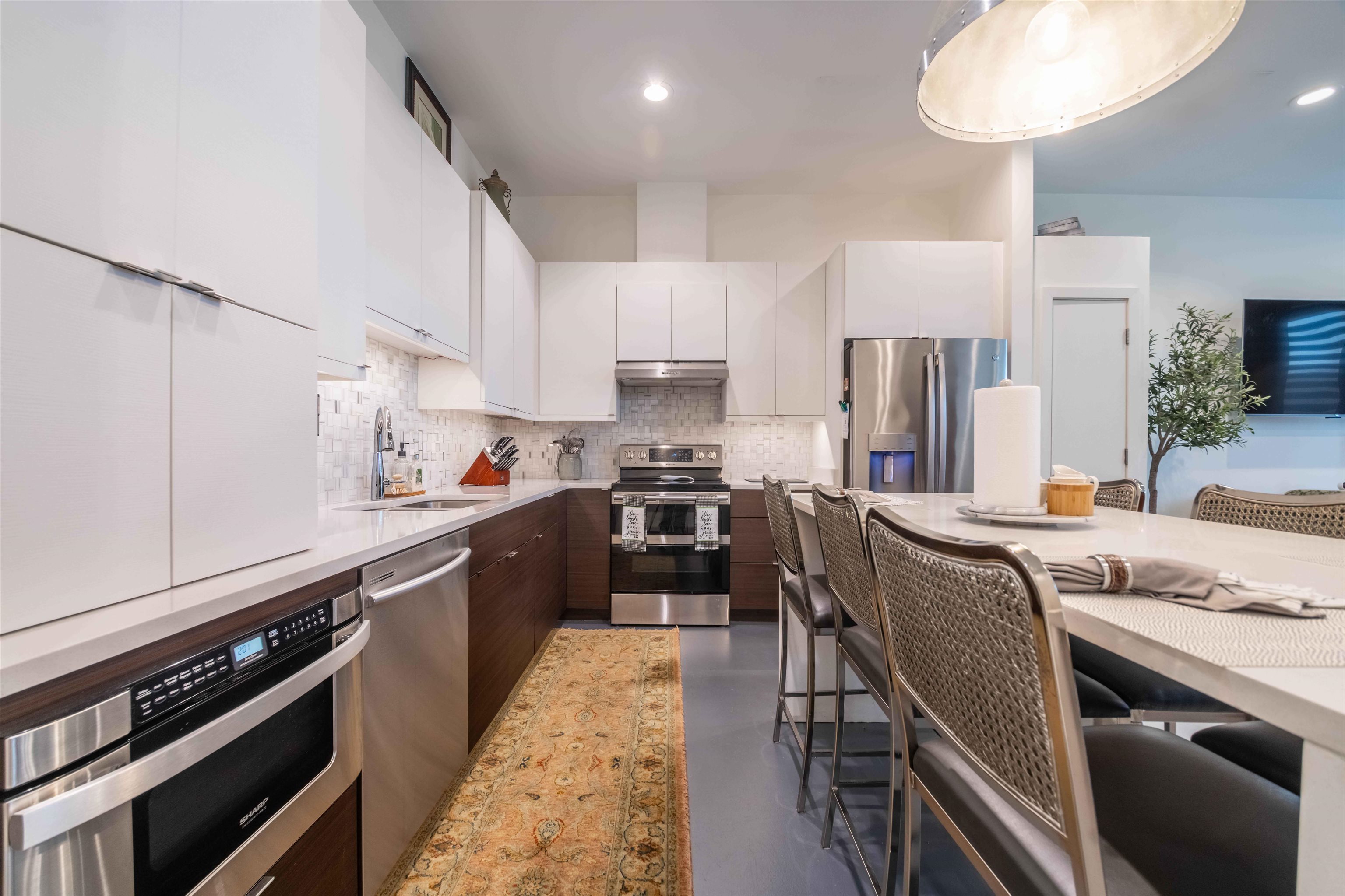 462 Frontline Cv Property Photo 13