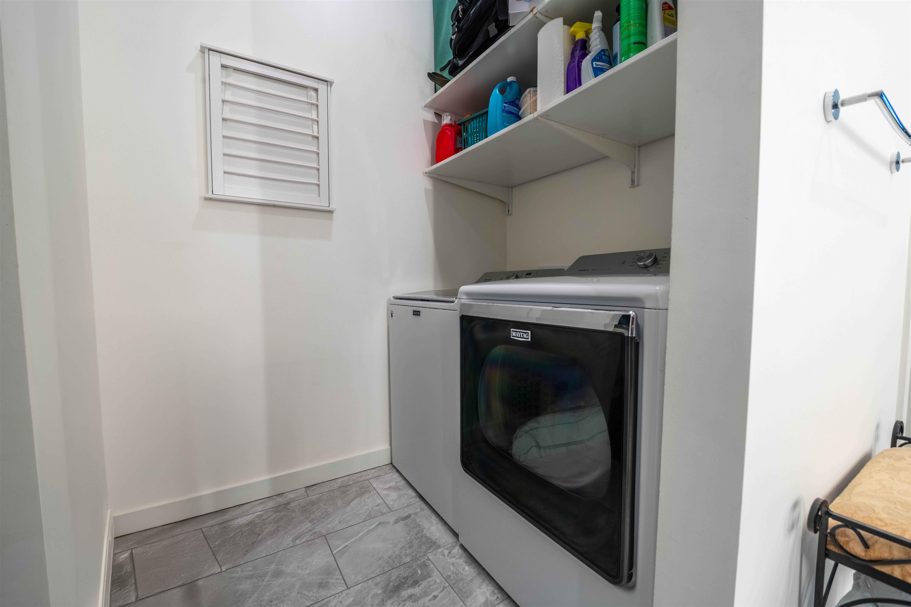 462 Frontline Cv Property Photo 31