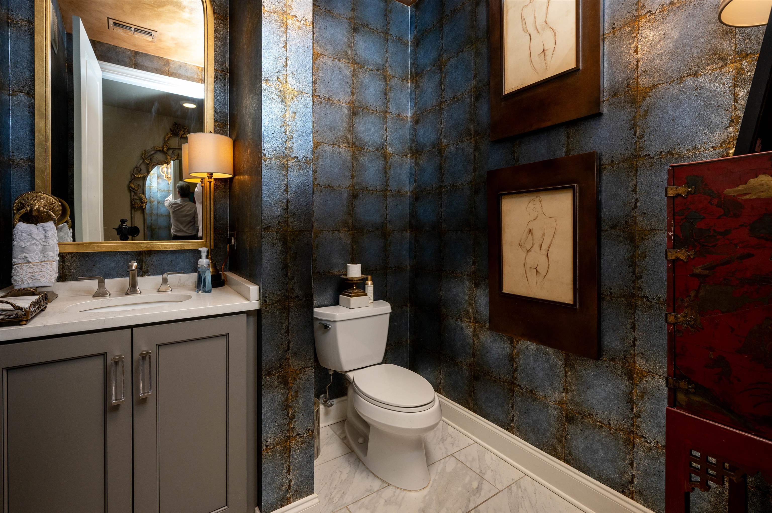 717 Riverside Dr 609/610 Property Photo 4