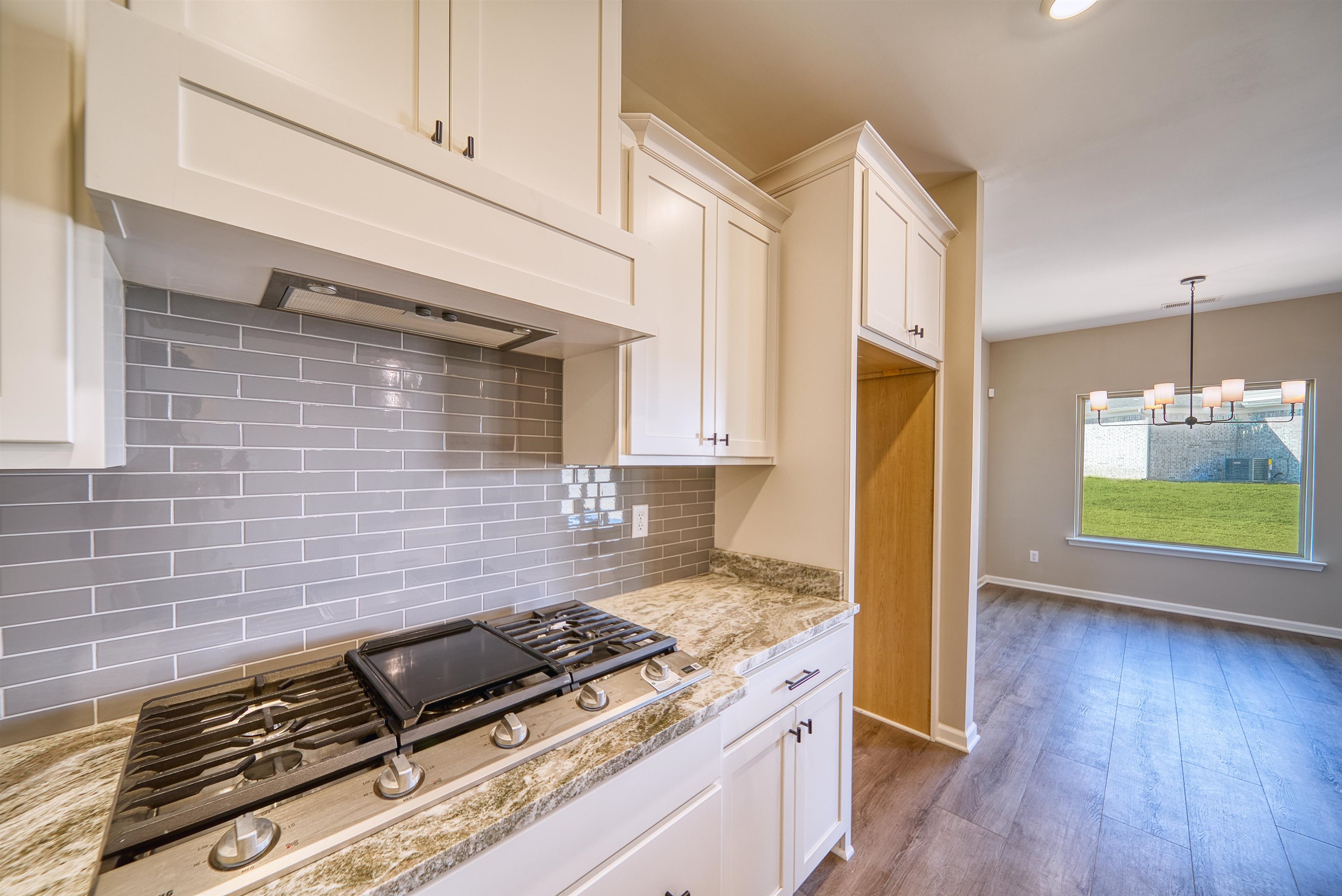 19 Columbia Way Property Photo 14