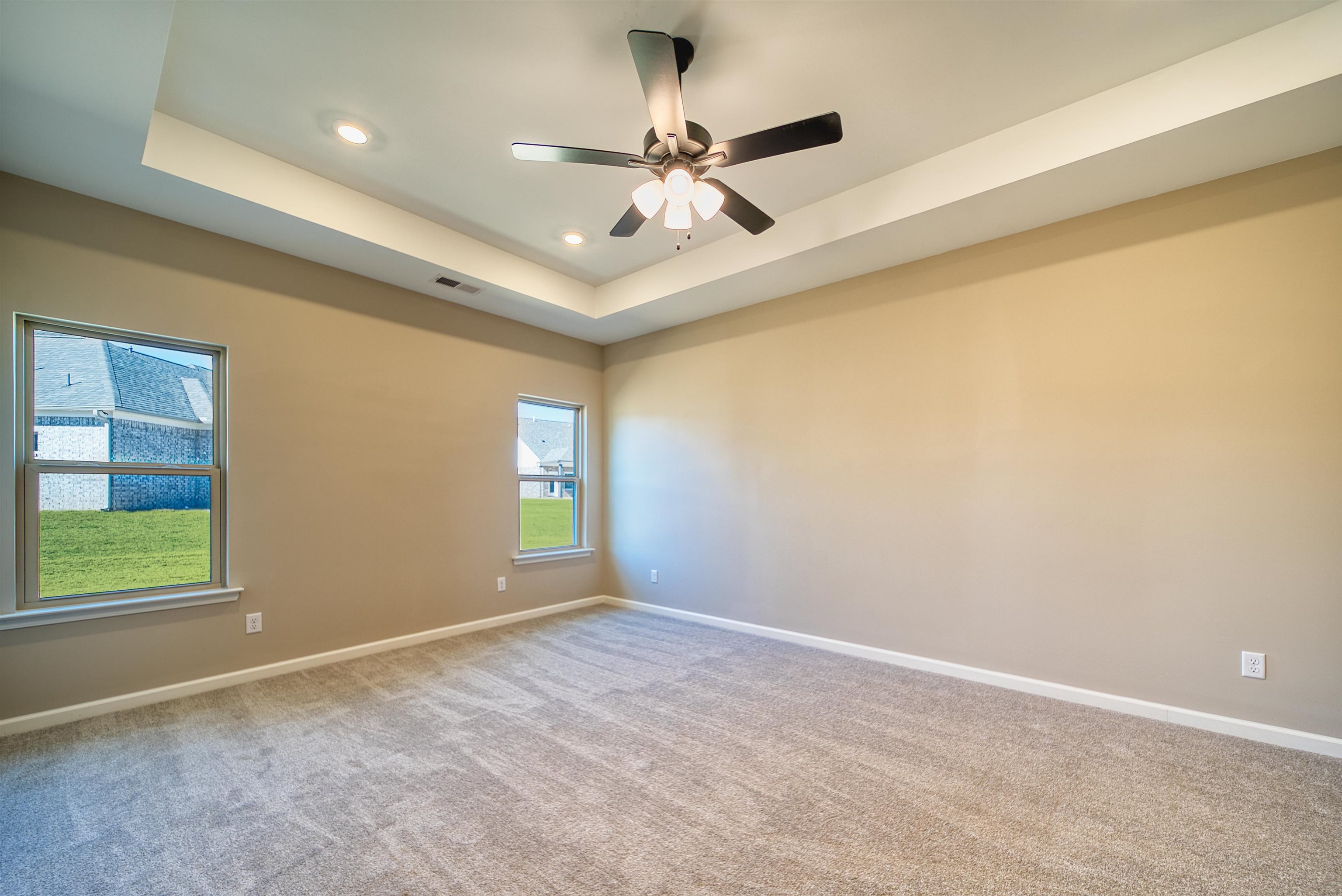 19 Columbia Way Property Photo 16