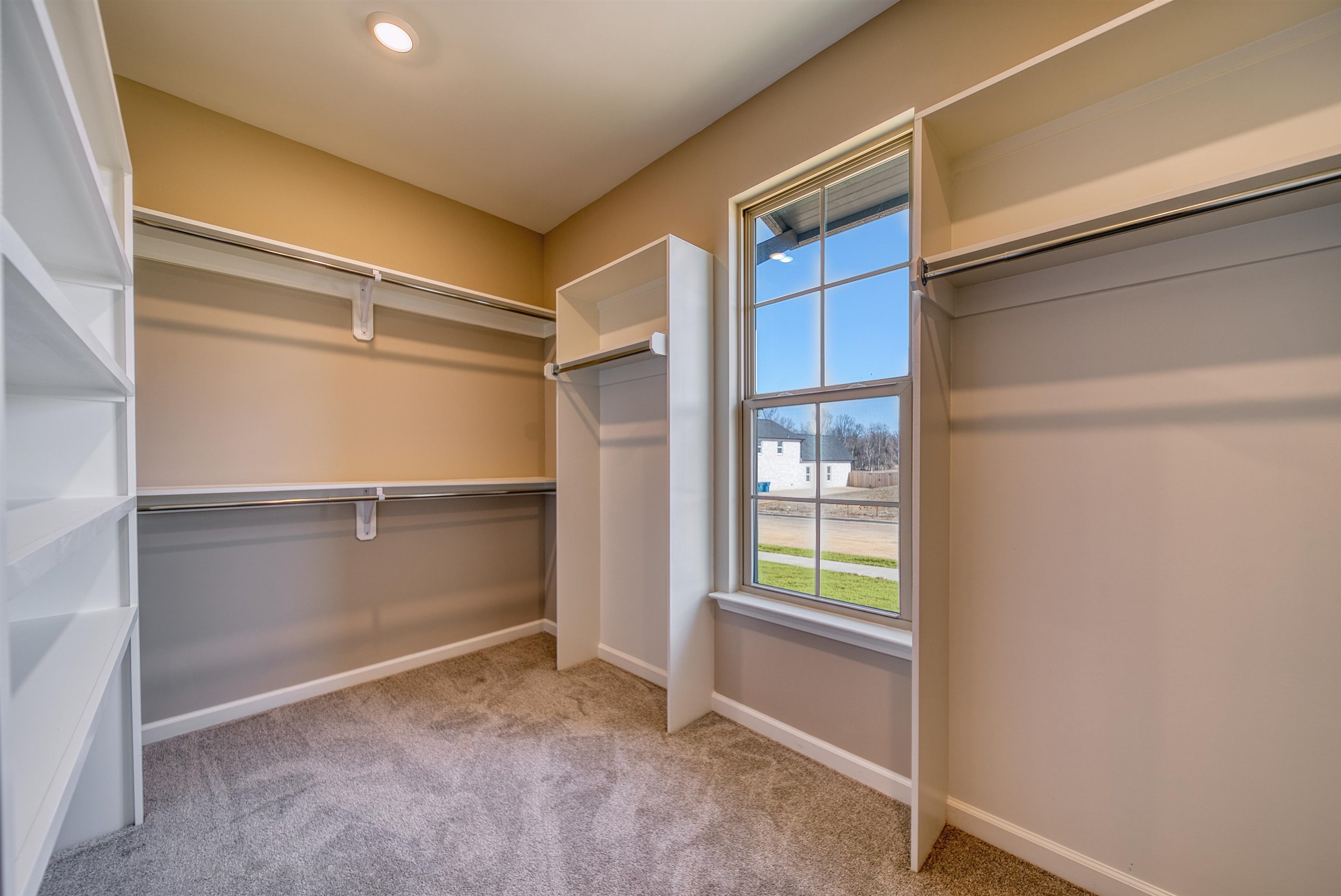 19 Columbia Way Property Photo 20