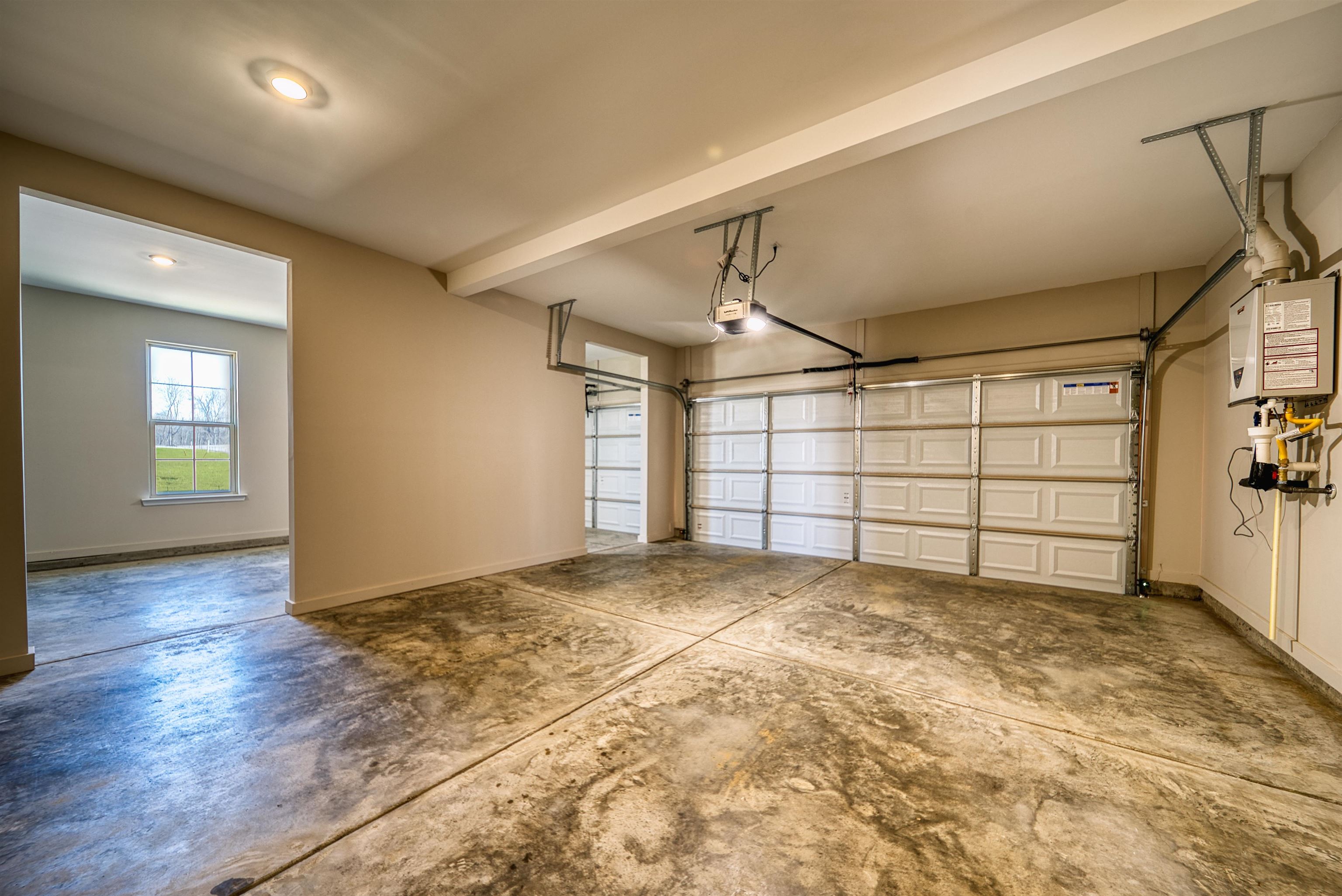 19 Columbia Way Property Photo 39