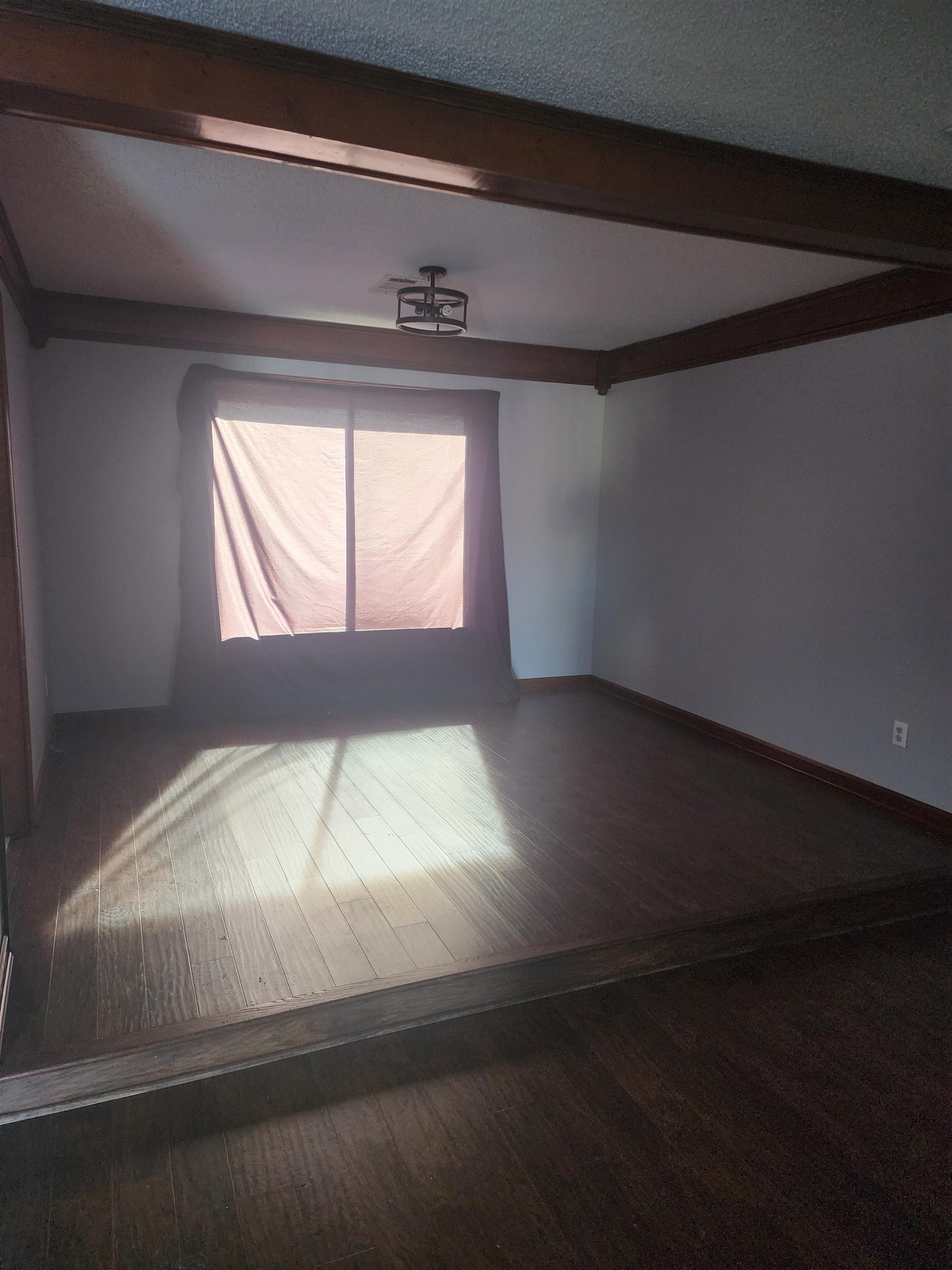 6767 Castlegate Cv Property Photo 3