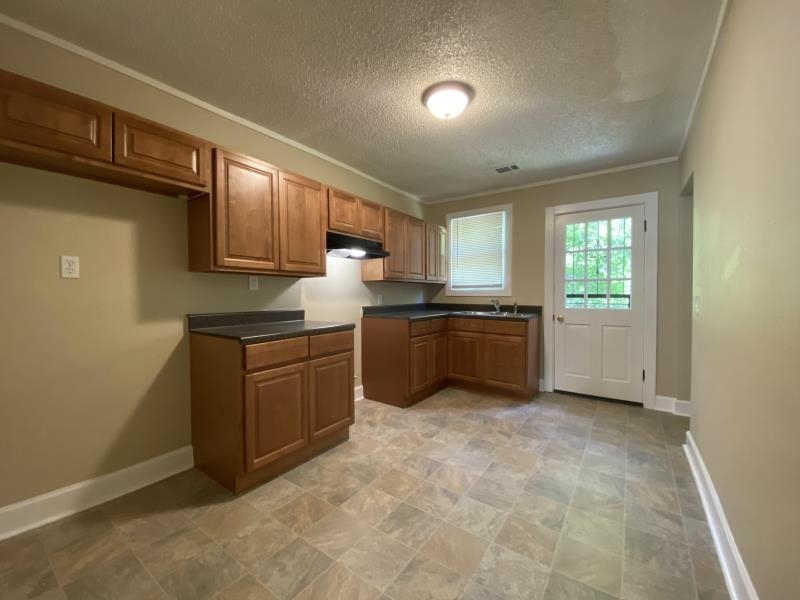 1534 Gabay St Property Photo 4