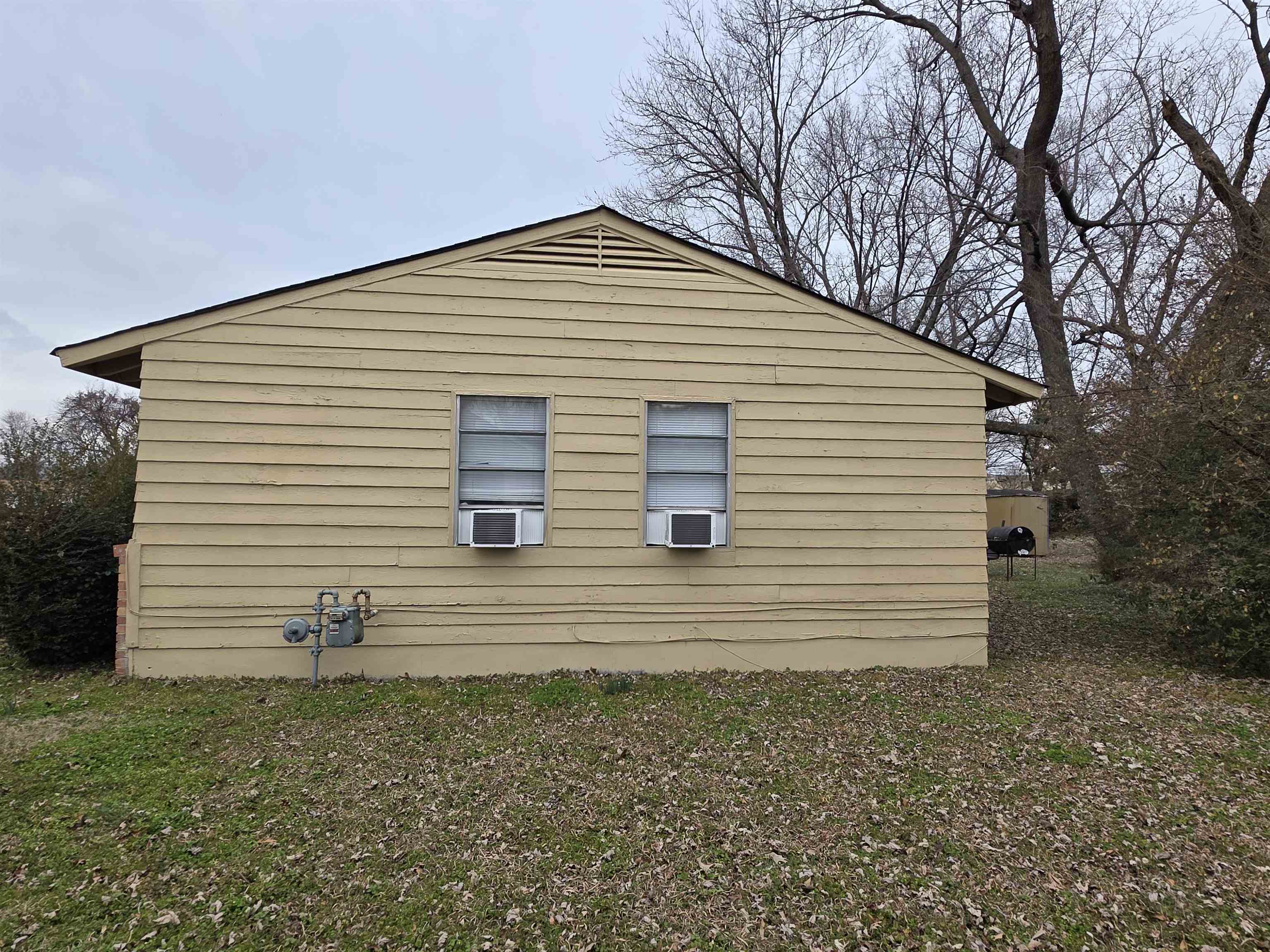 2352 Verdun Cv Property Photo 4