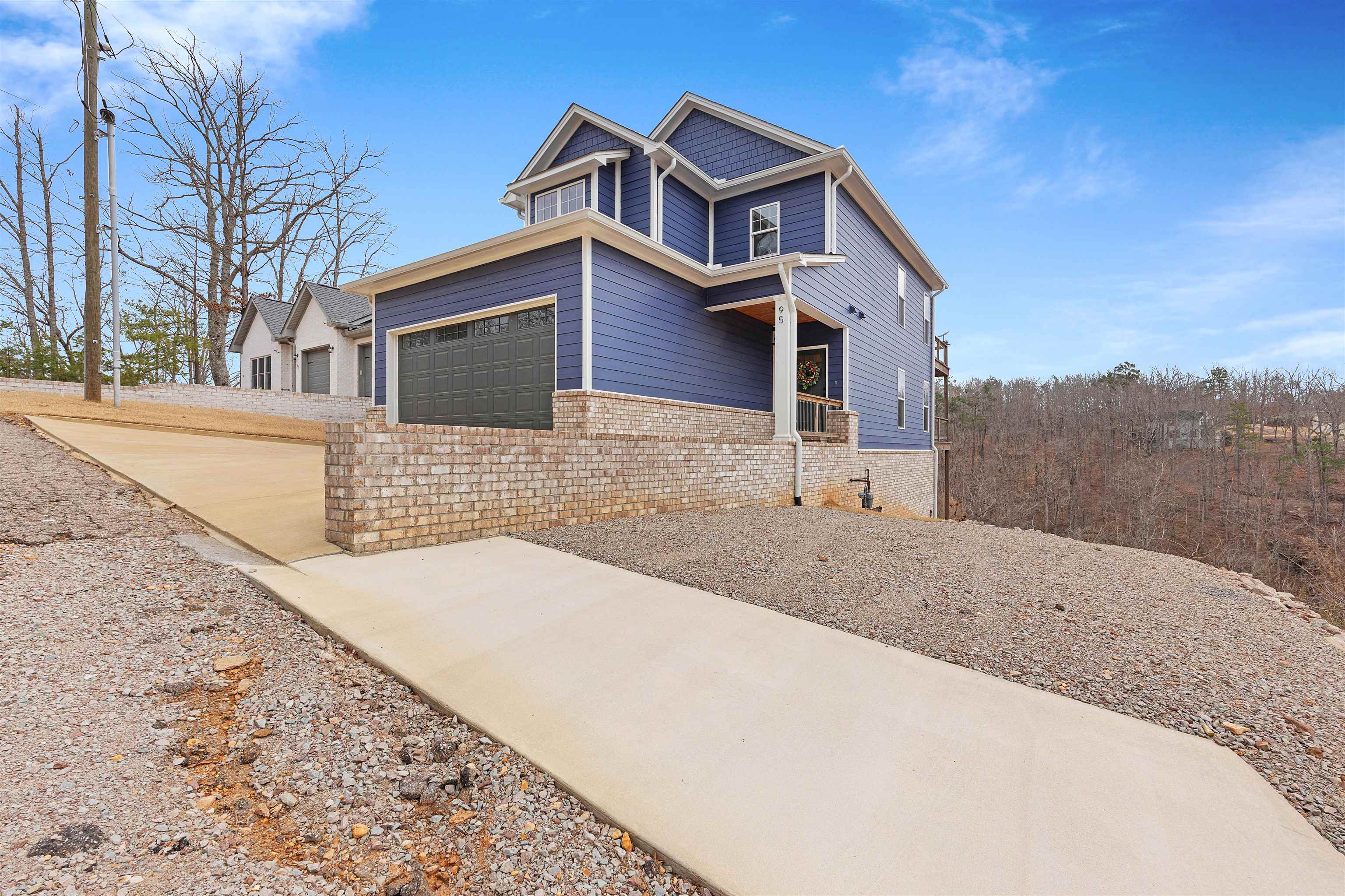 95 Breeze Pt Property Photo 1