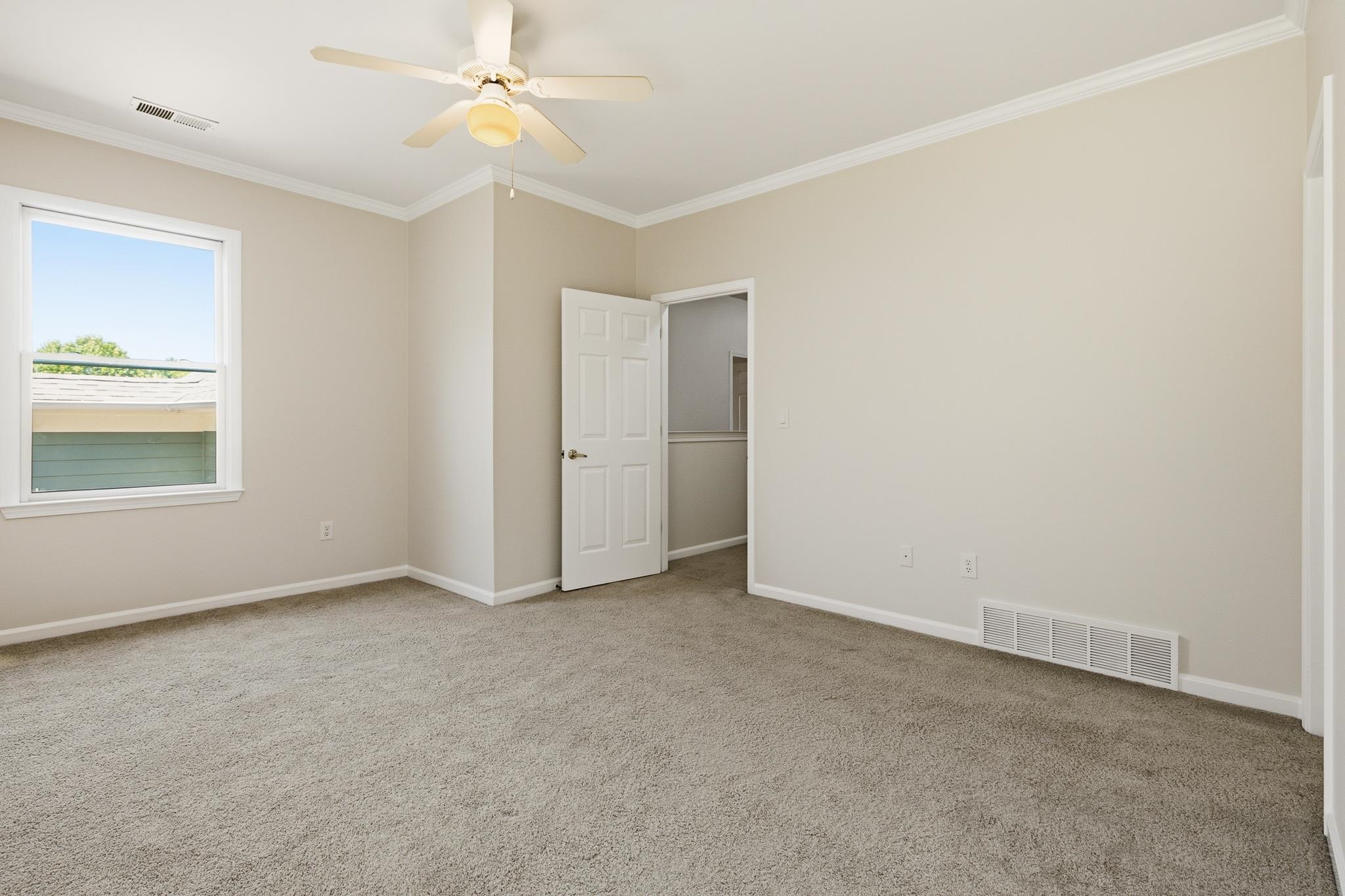 153 Running River Pl Property Photo 26