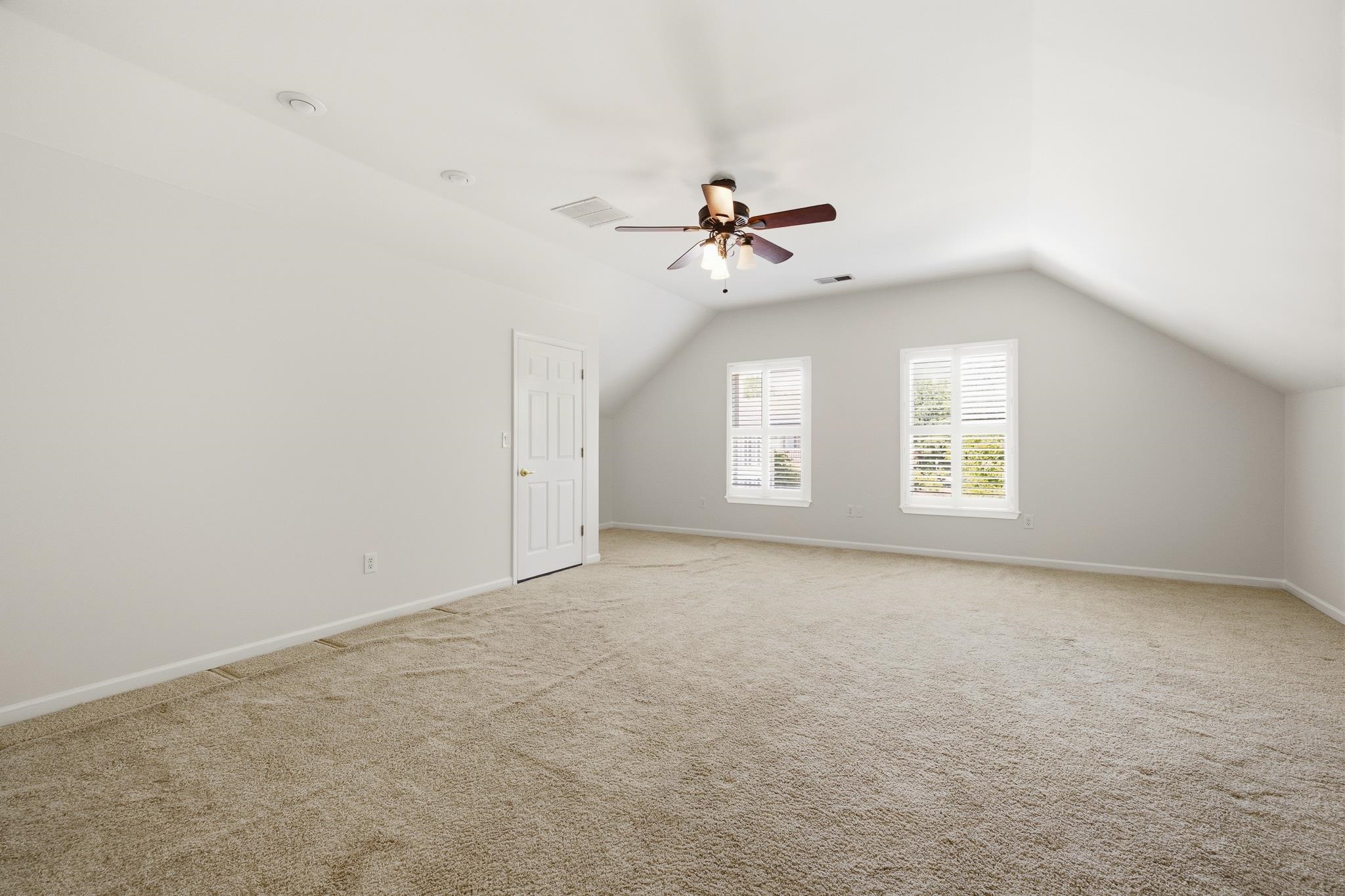 153 Running River Pl Property Photo 29