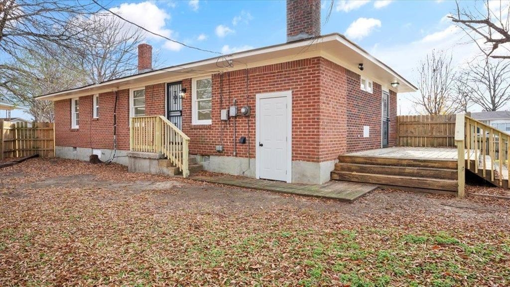1744 S Dearing Rd Property Photo 2