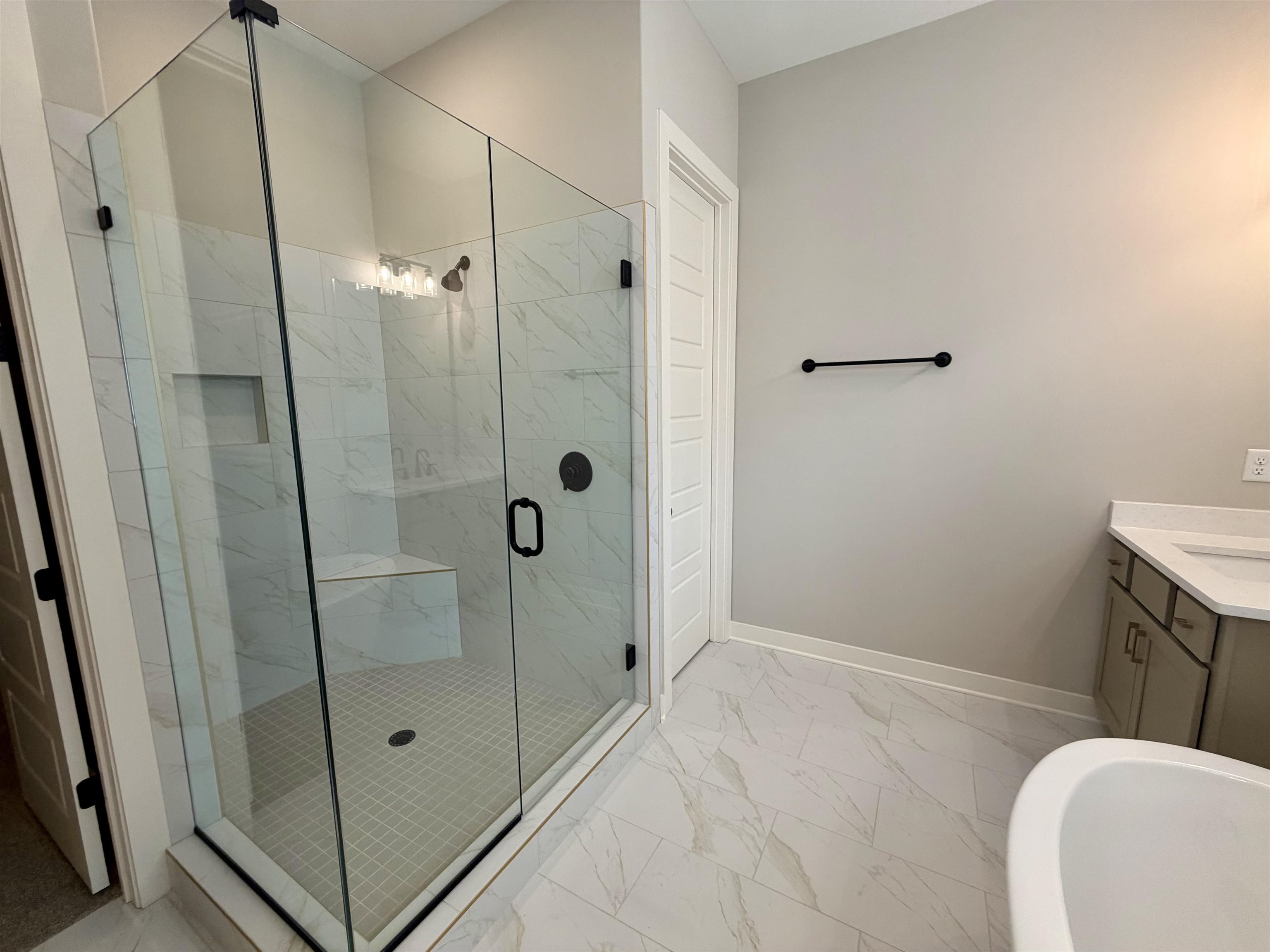 10250 Louanne Dr Property Photo 16
