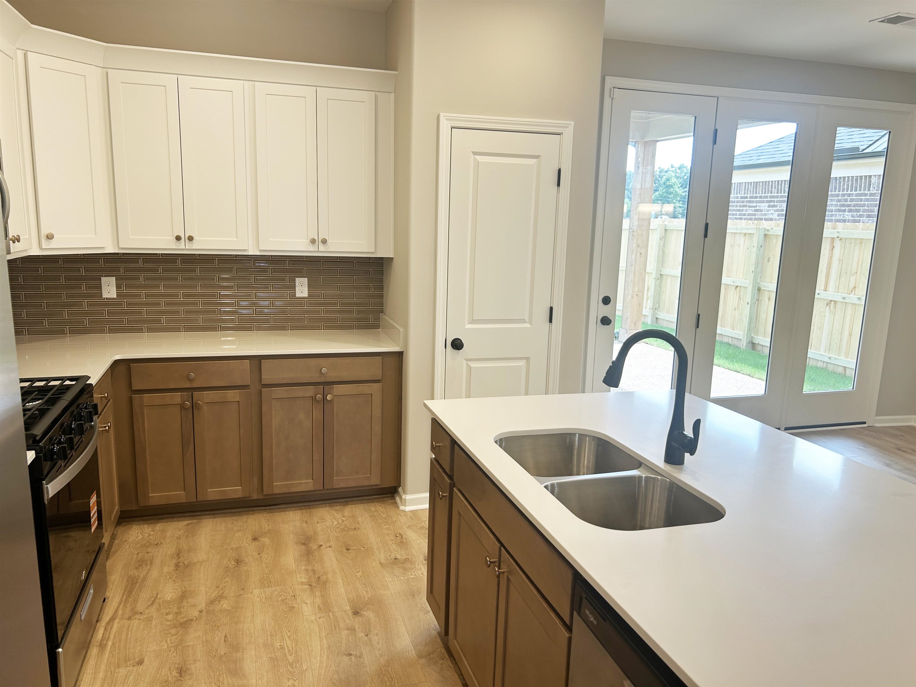 9603 Cotton Feed St Property Photo 5