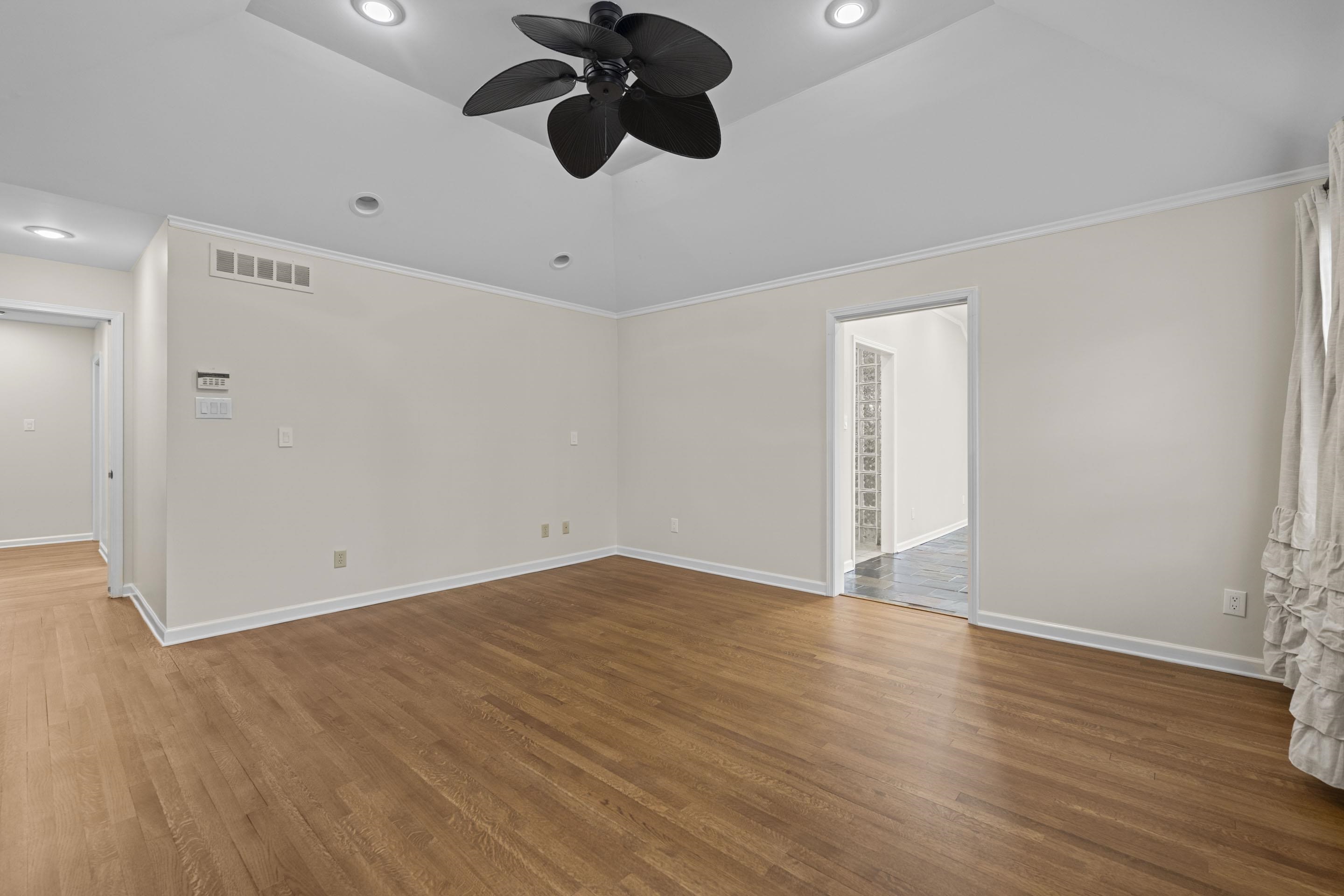 6626 Massey Ln Property Photo 14
