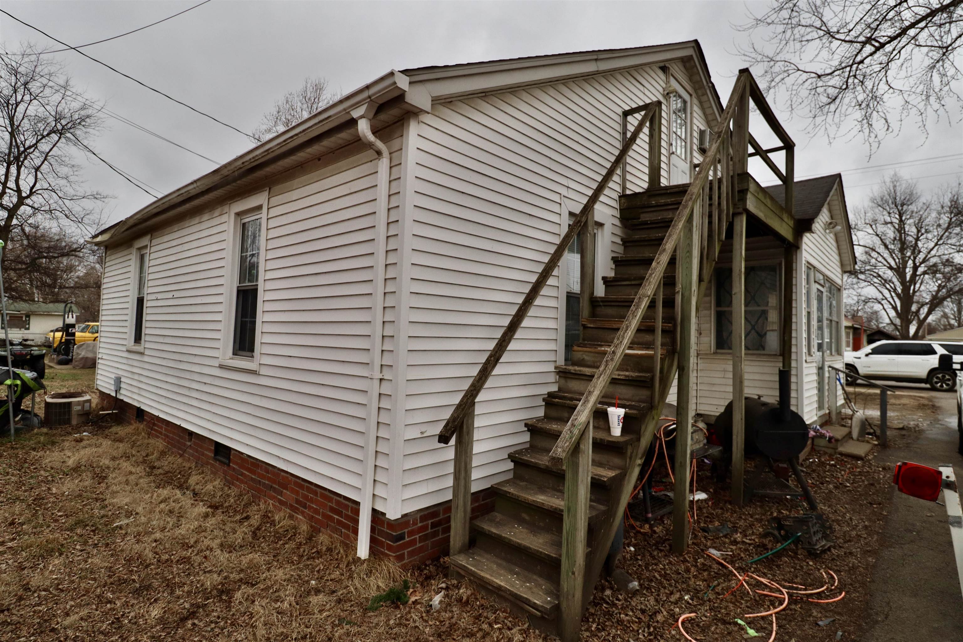 417 Lake St Property Photo 17