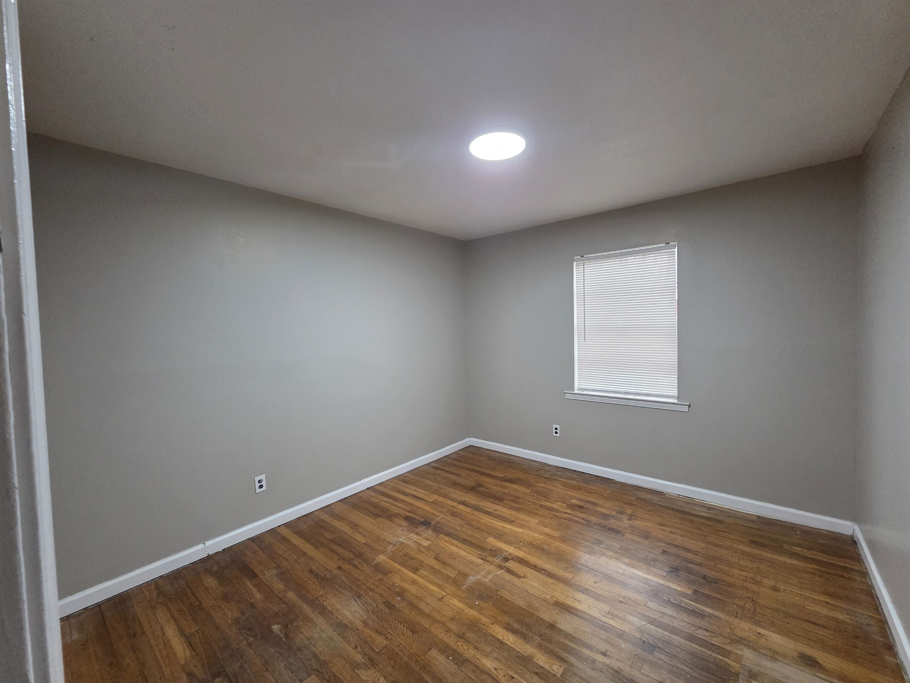4535 Beacon Hill Dr Property Photo 12