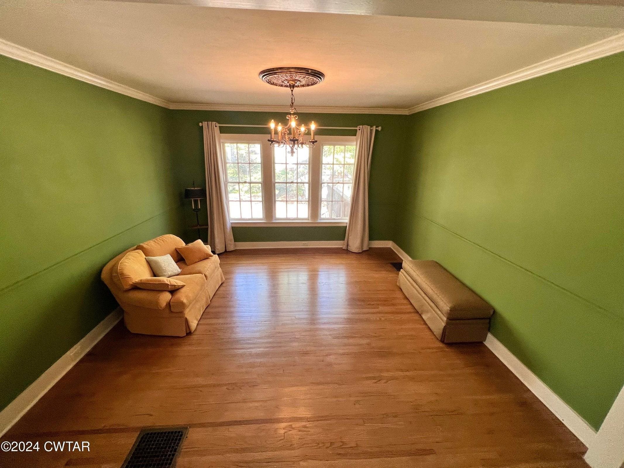 523 Westmoreland Pl Property Photo 14