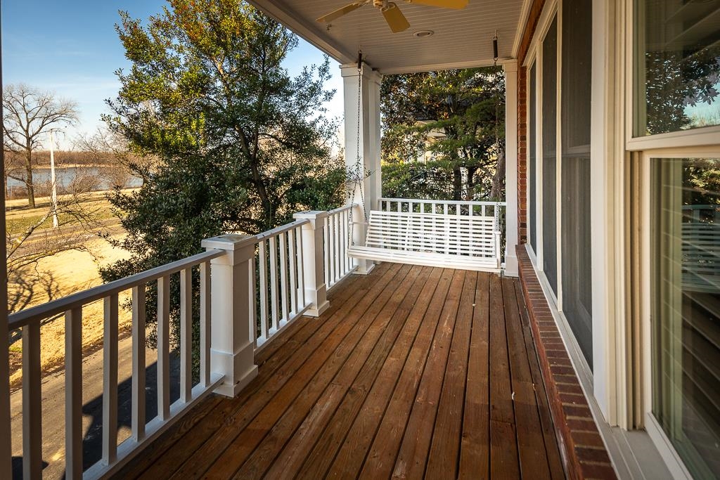 1072 Island Dr Property Photo 20