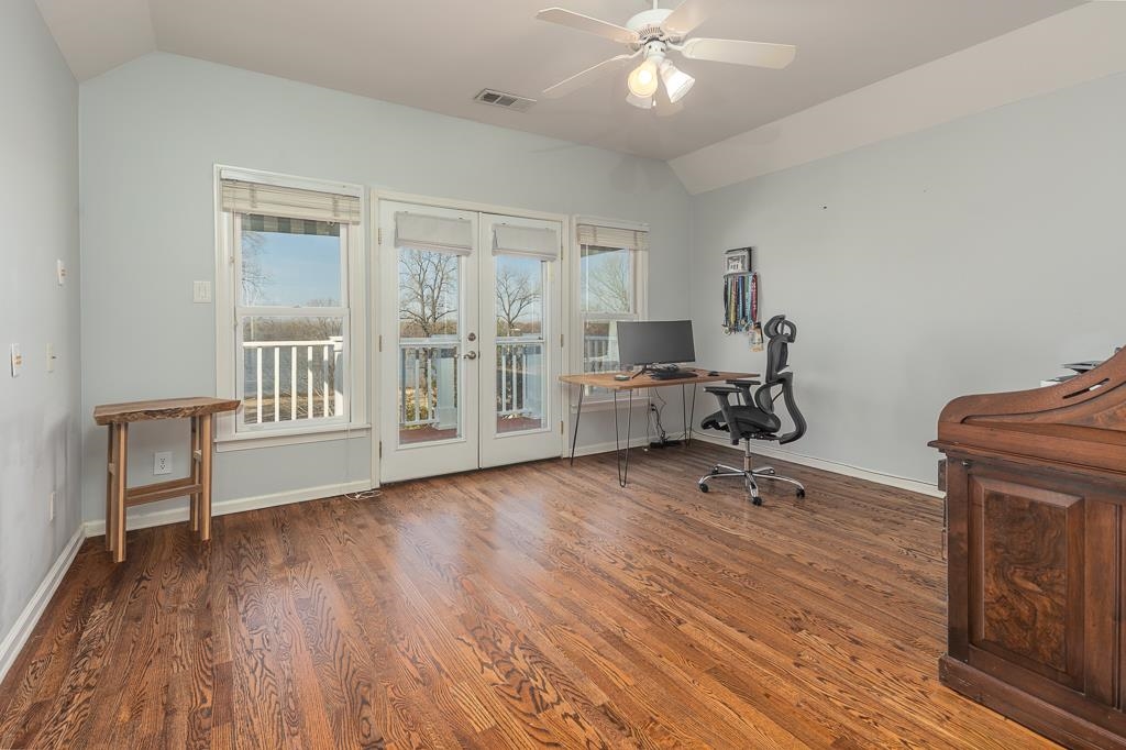 1072 Island Dr Property Photo 21