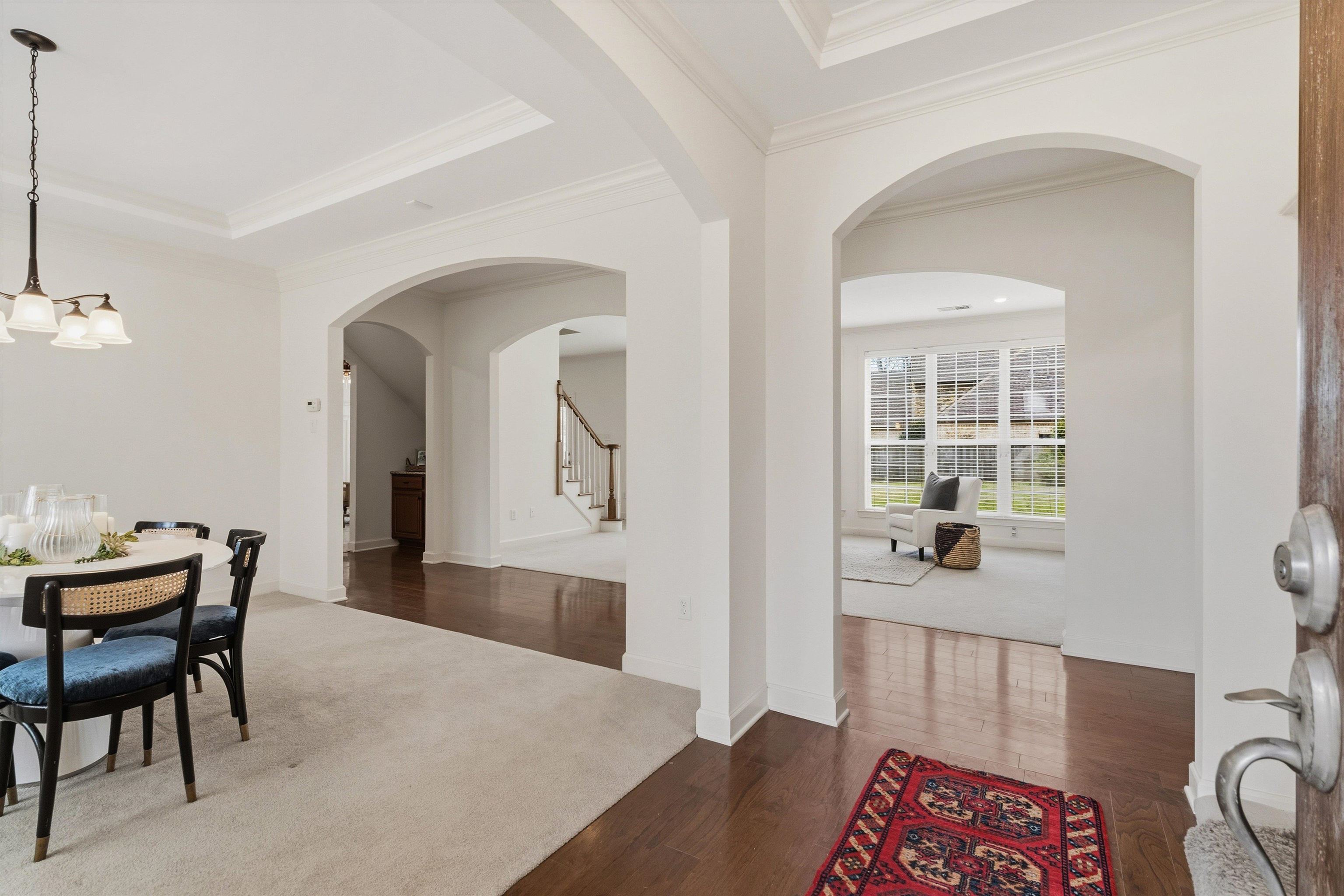 10 Post Oak Cv Property Photo 2