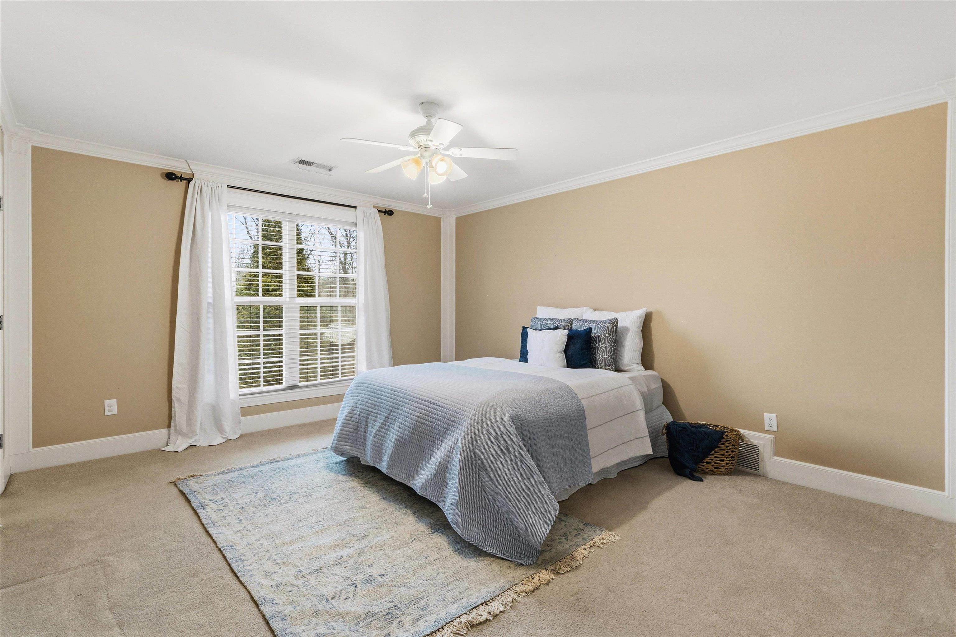 10 Post Oak Cv Property Photo 24