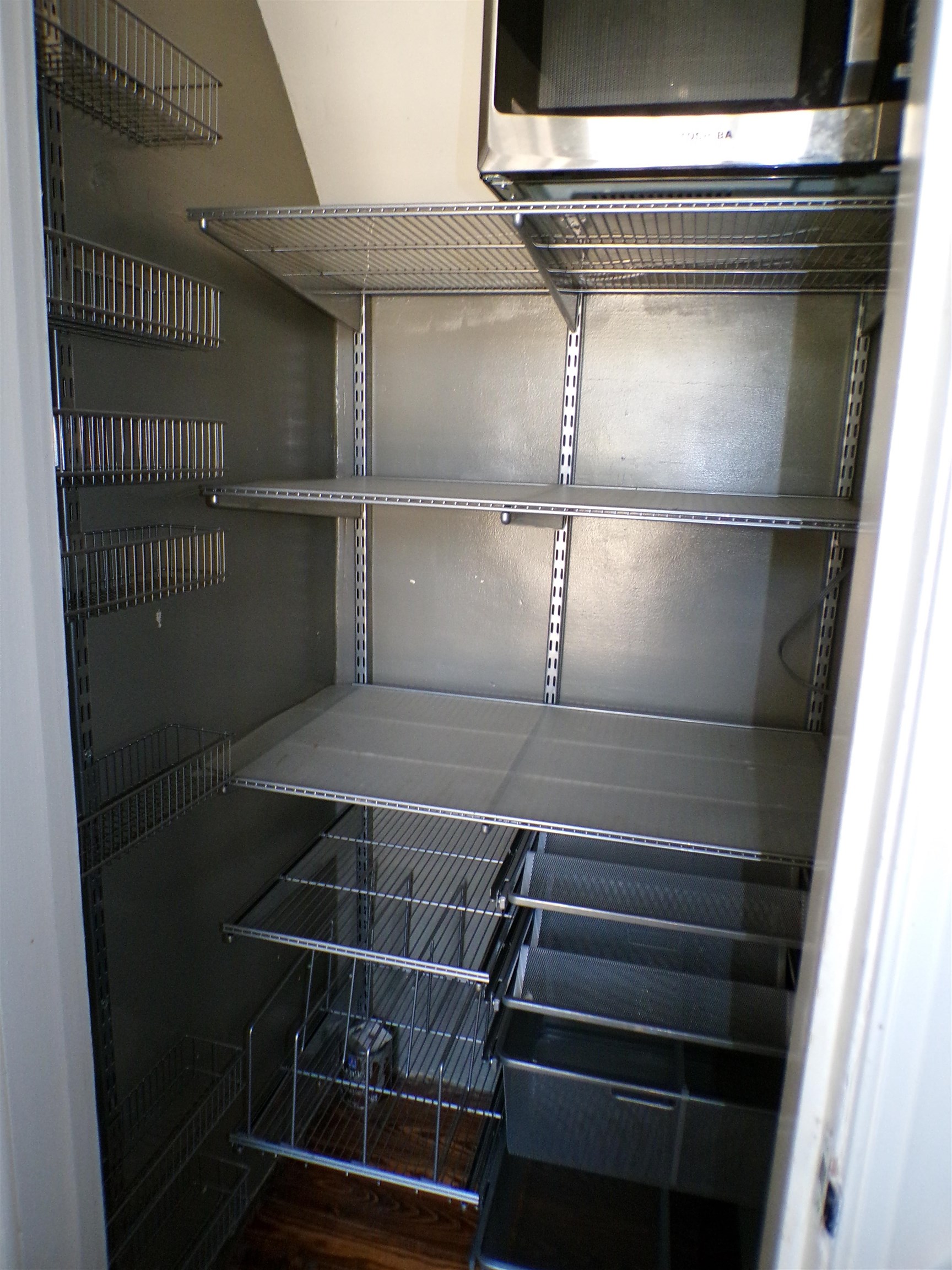 527 S Goodlett St Property Photo 20