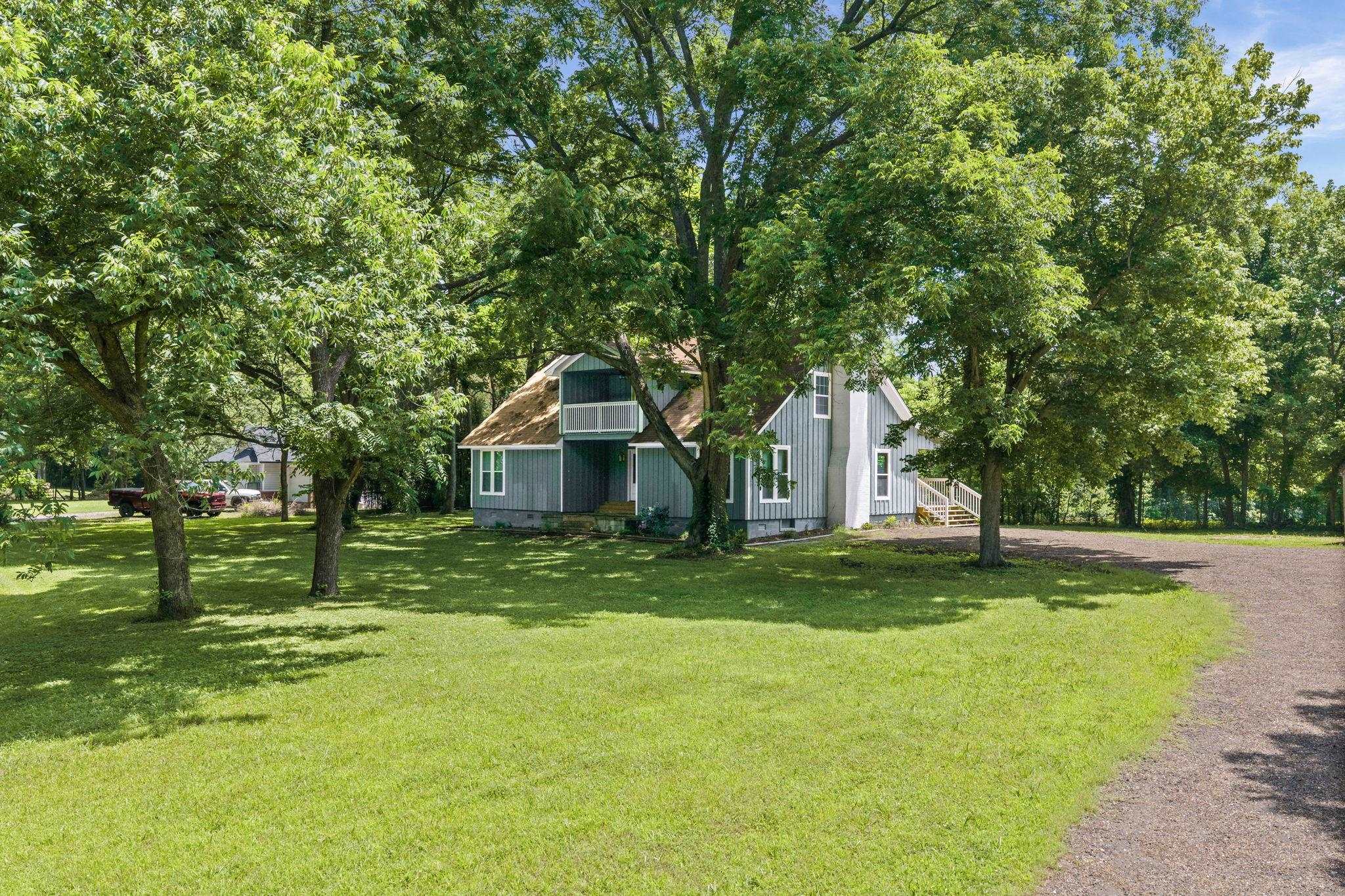 6224 Benjestown Rd Property Photo 4