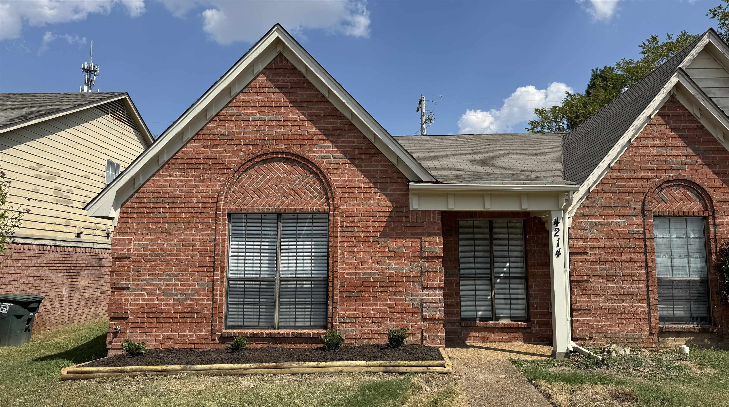 4214 Meadow Valley Dr E Property Photo 1