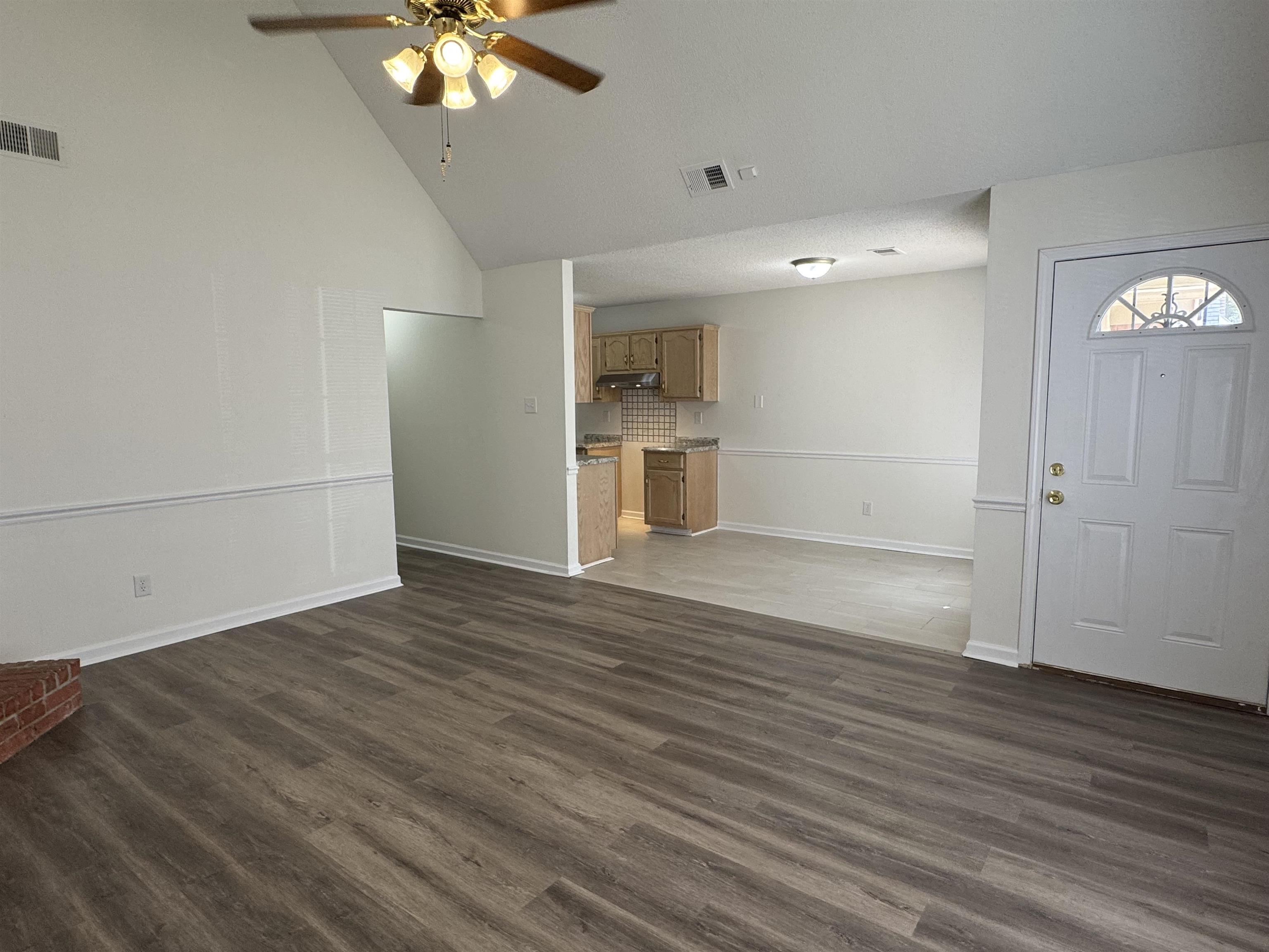 4214 Meadow Valley Dr E Property Photo 5