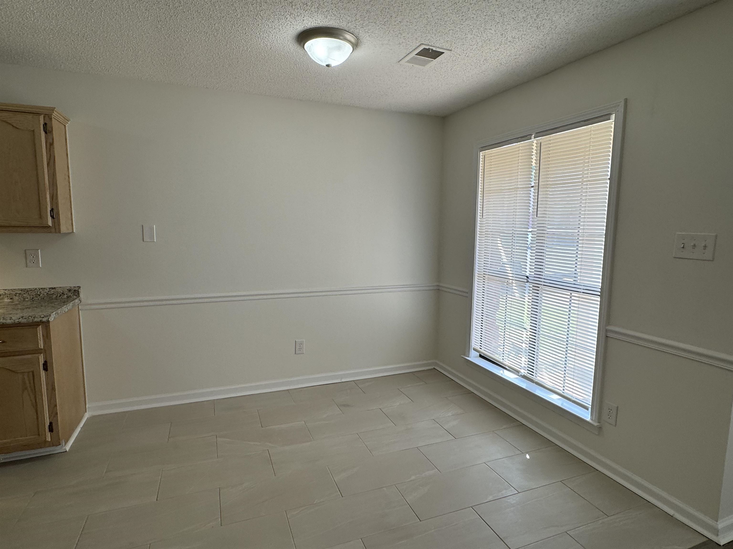 4214 Meadow Valley Dr E Property Photo 6