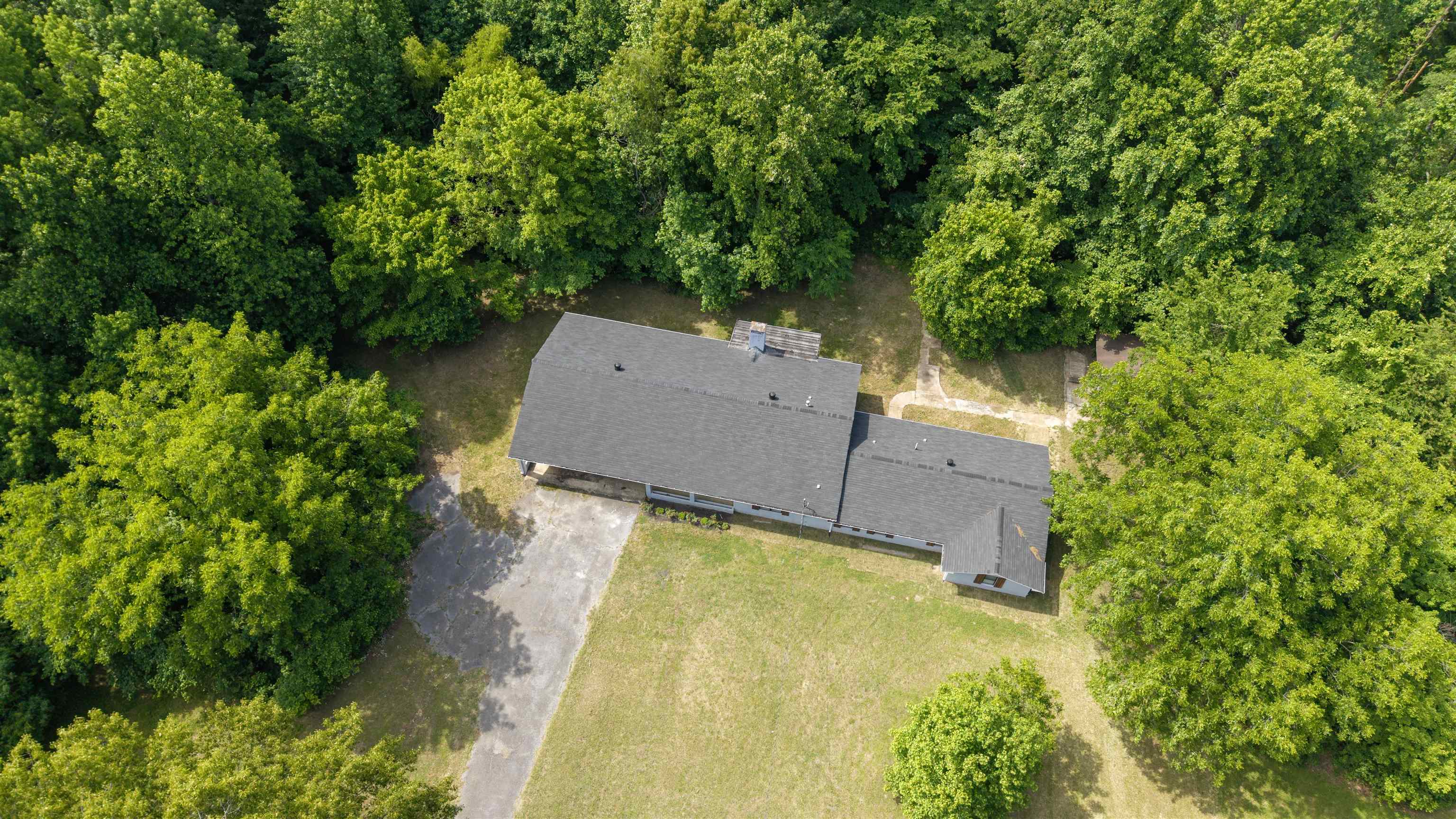 1296 Monasco Rd Property Photo 3