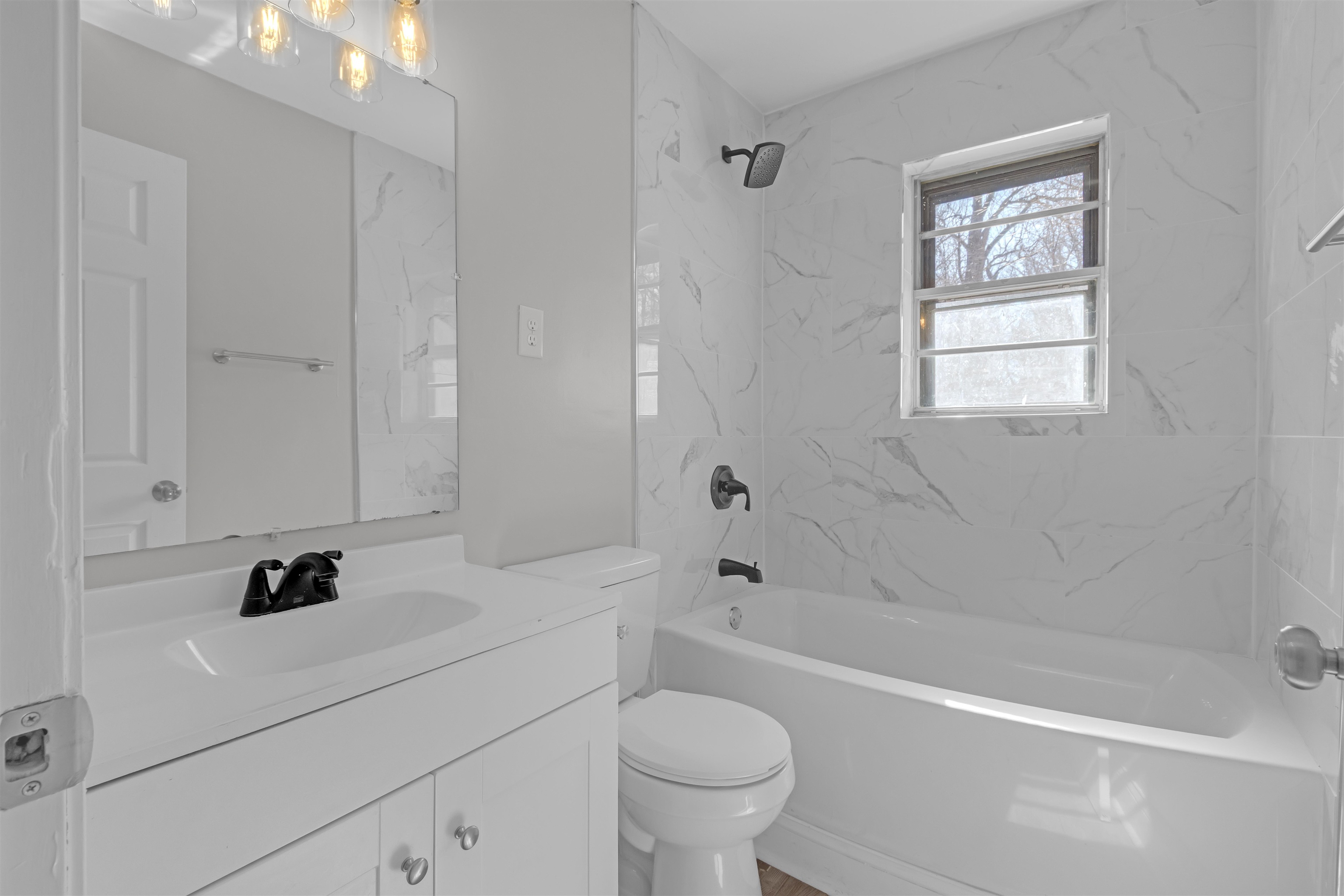 1296 Monasco Rd Property Photo 20
