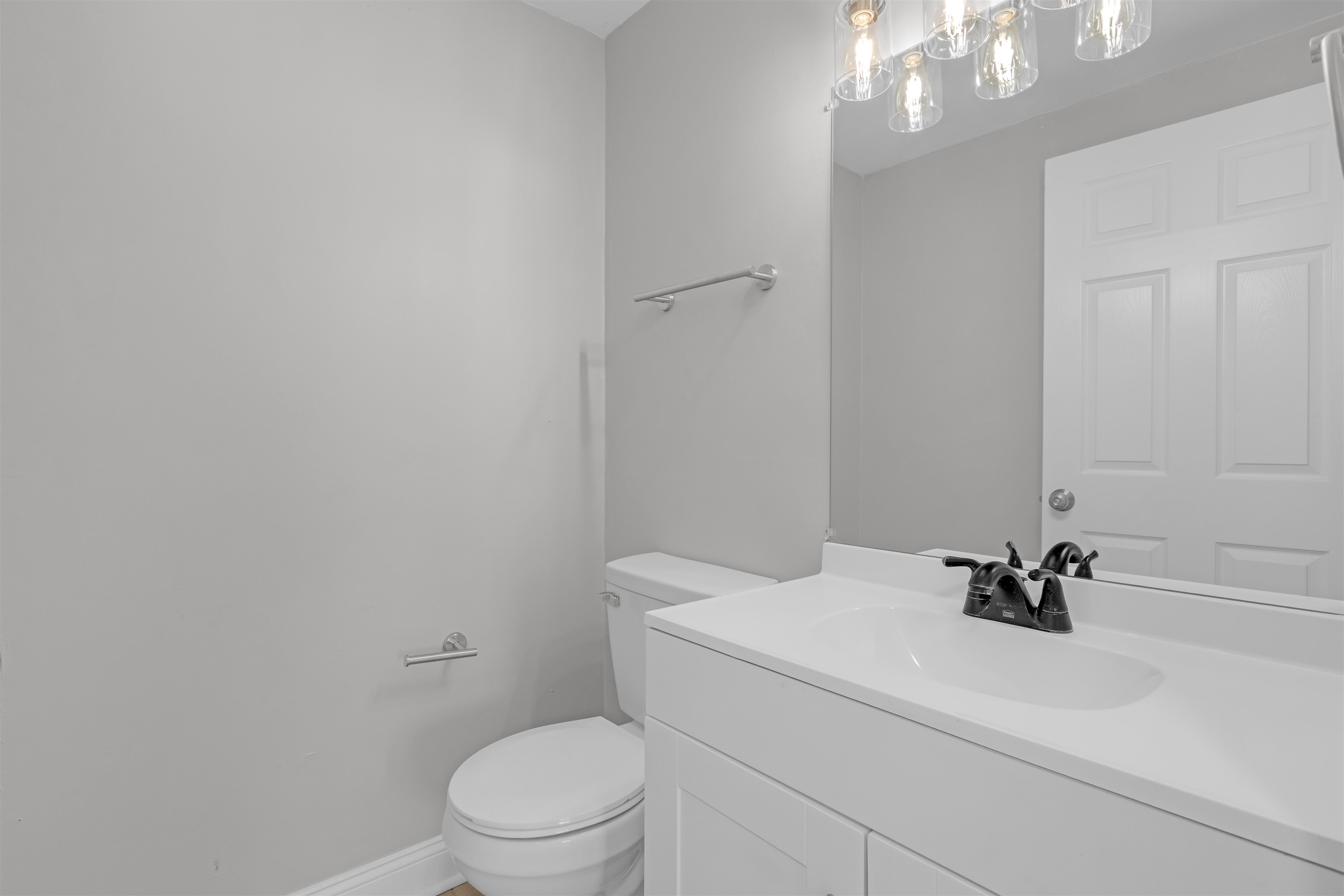 1296 Monasco Rd Property Photo 21