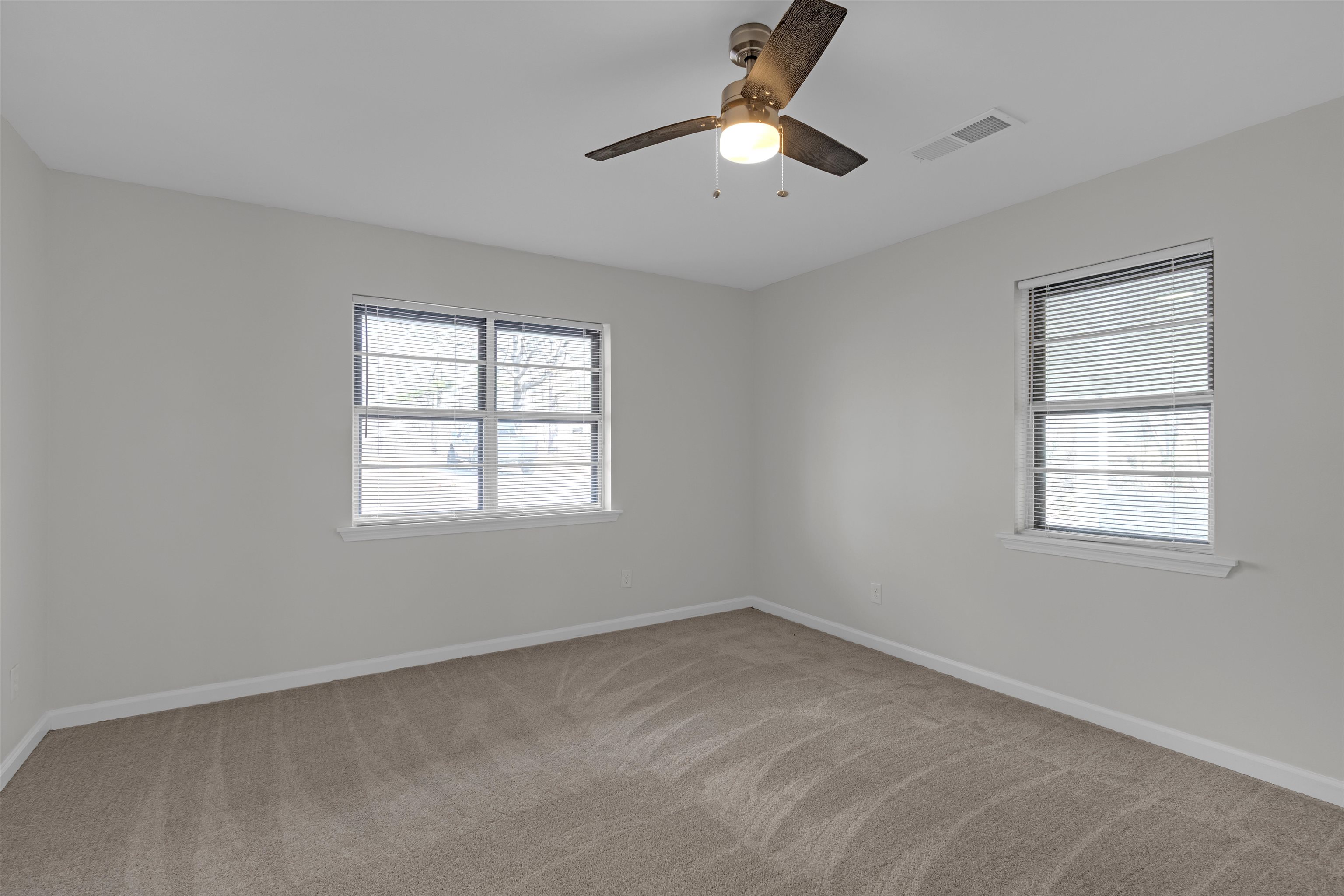 1296 Monasco Rd Property Photo 24
