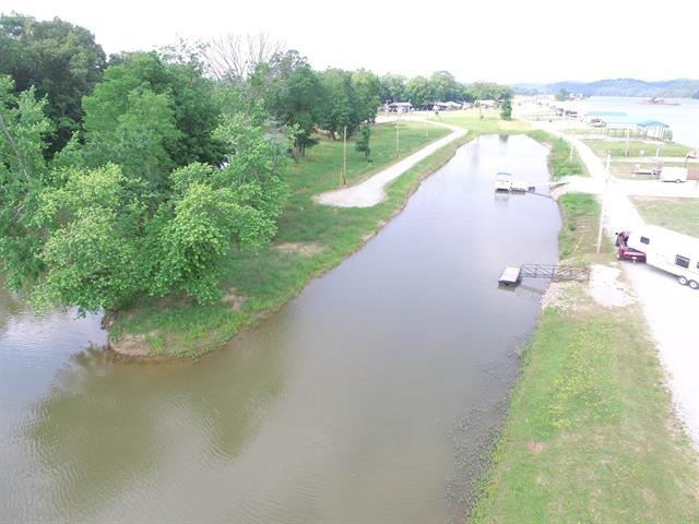 266 Drake Dr 150 Property Photo 5