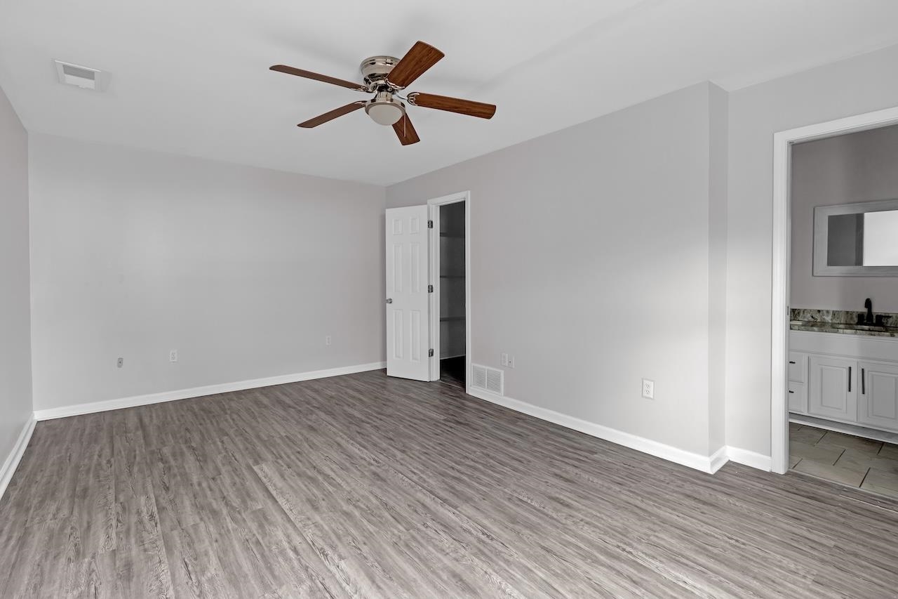 4251 Riviera Rd Property Photo 11