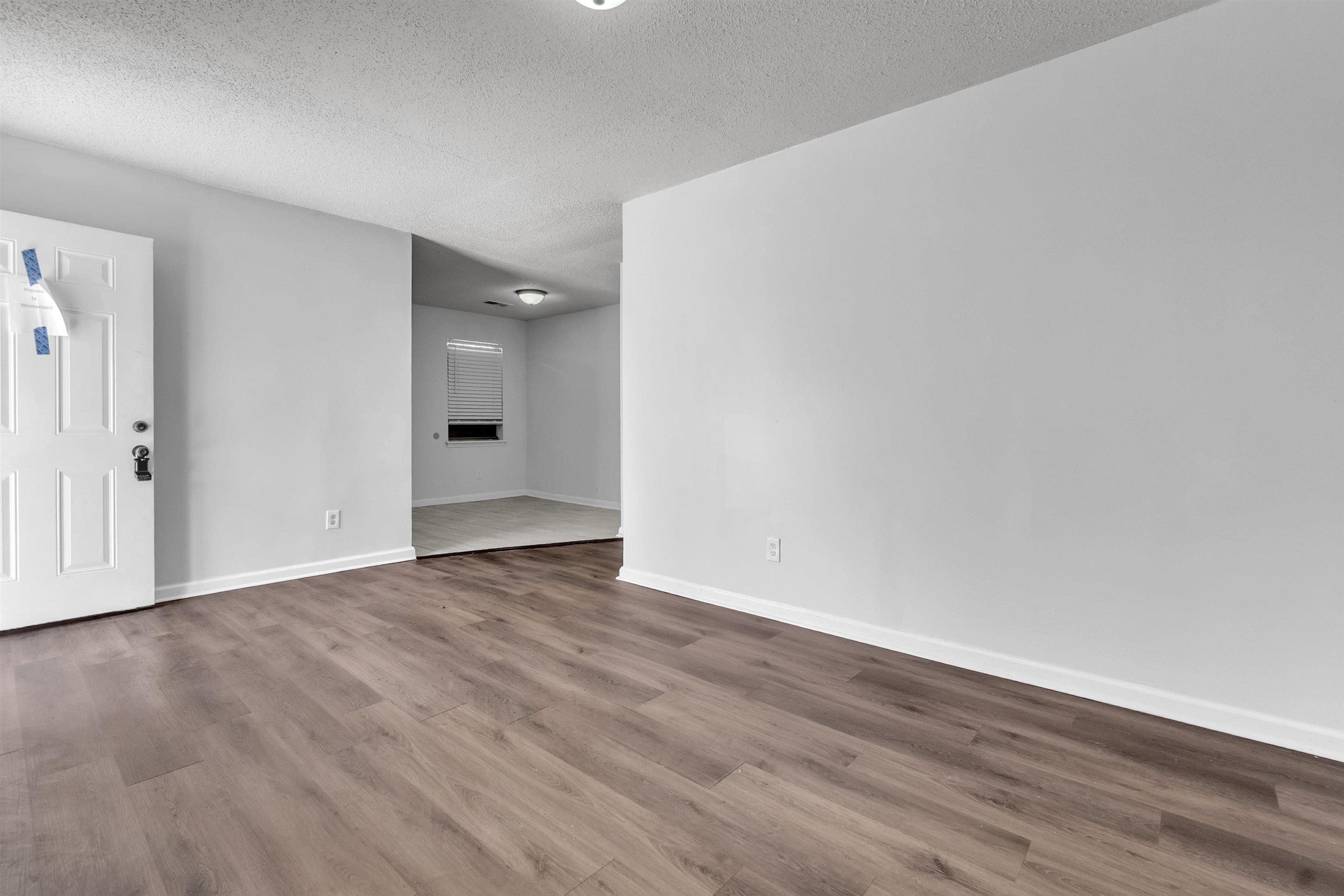 1532 Silver St Property Photo 8