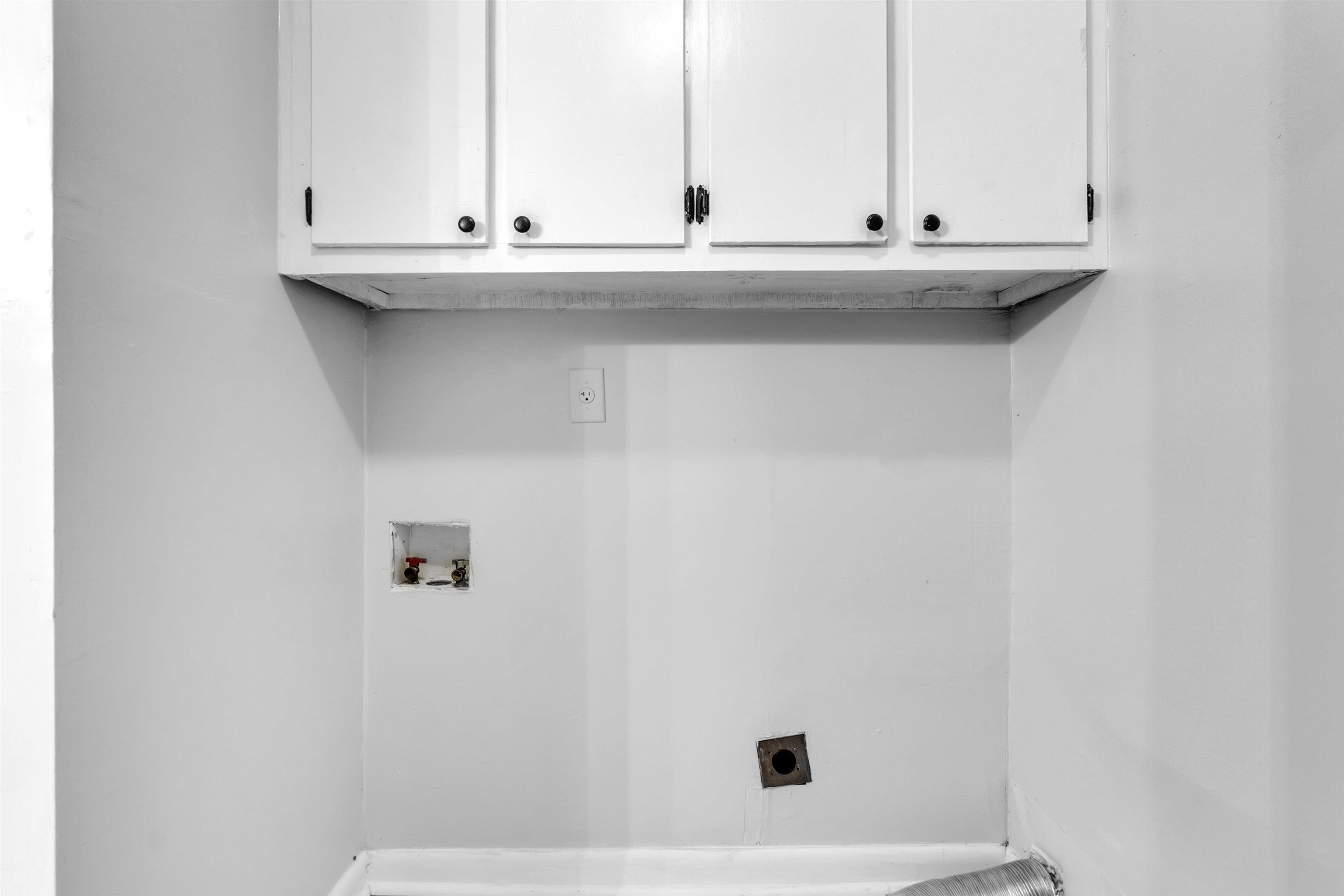 1532 Silver St Property Photo 10