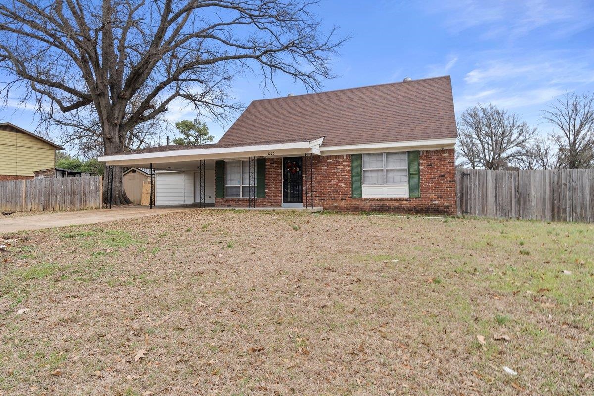 3220 Gina Dr Property Photo 2