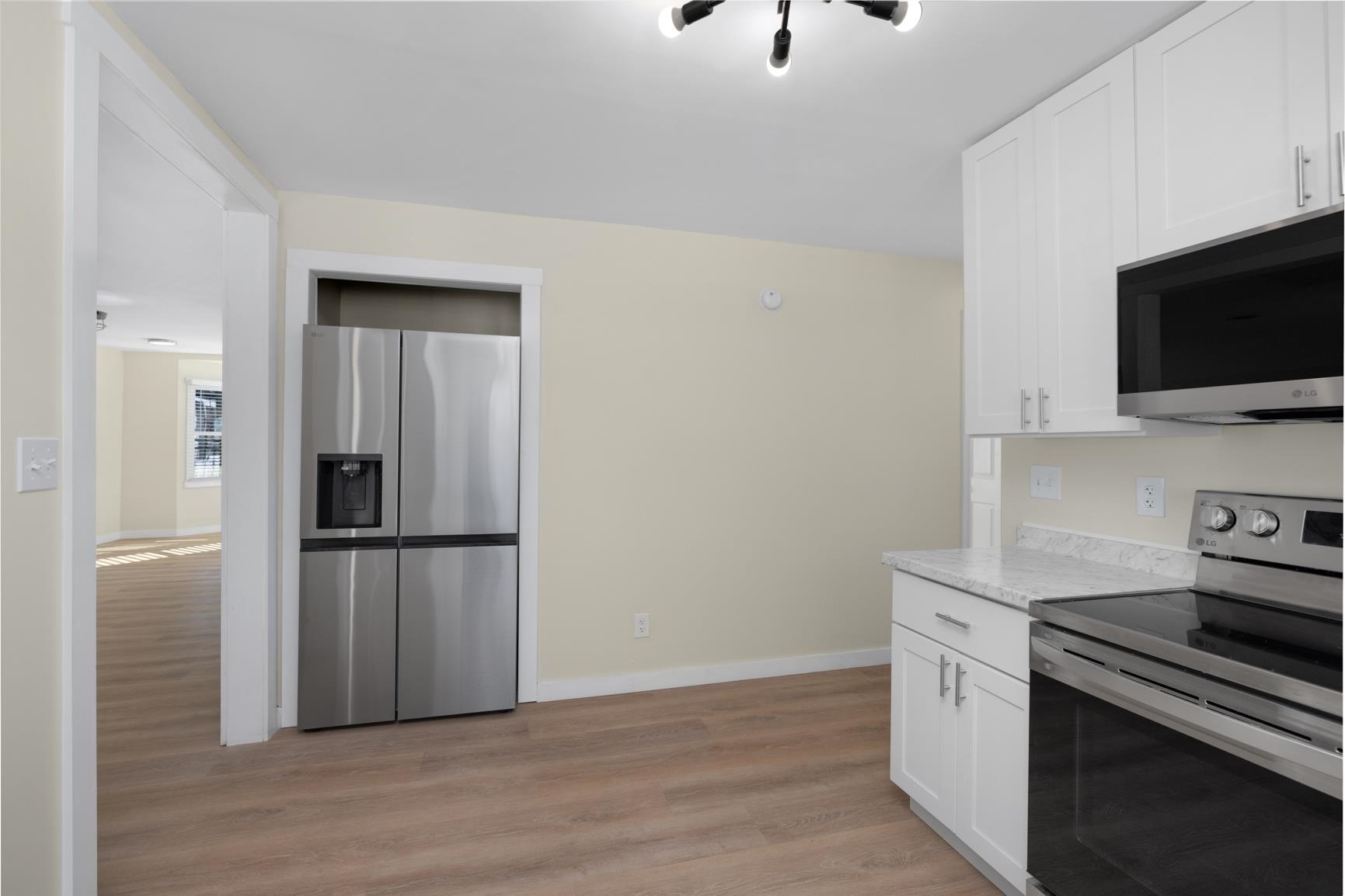 114 Boyce Ave E Property Photo 11