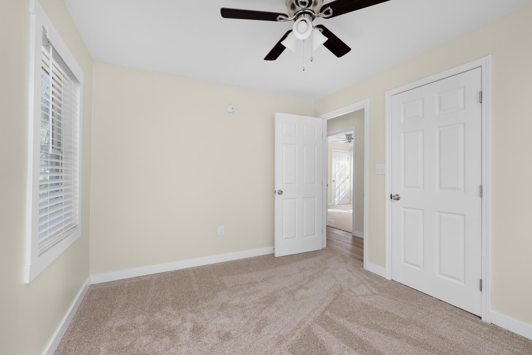 114 Boyce Ave E Property Photo 21