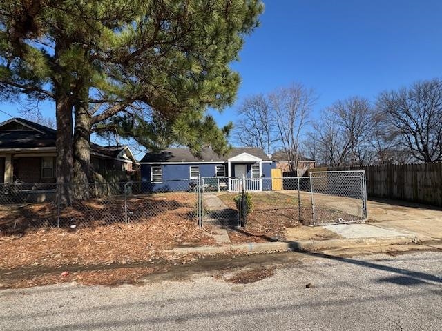 1448 Valse Rd Property Photo 3