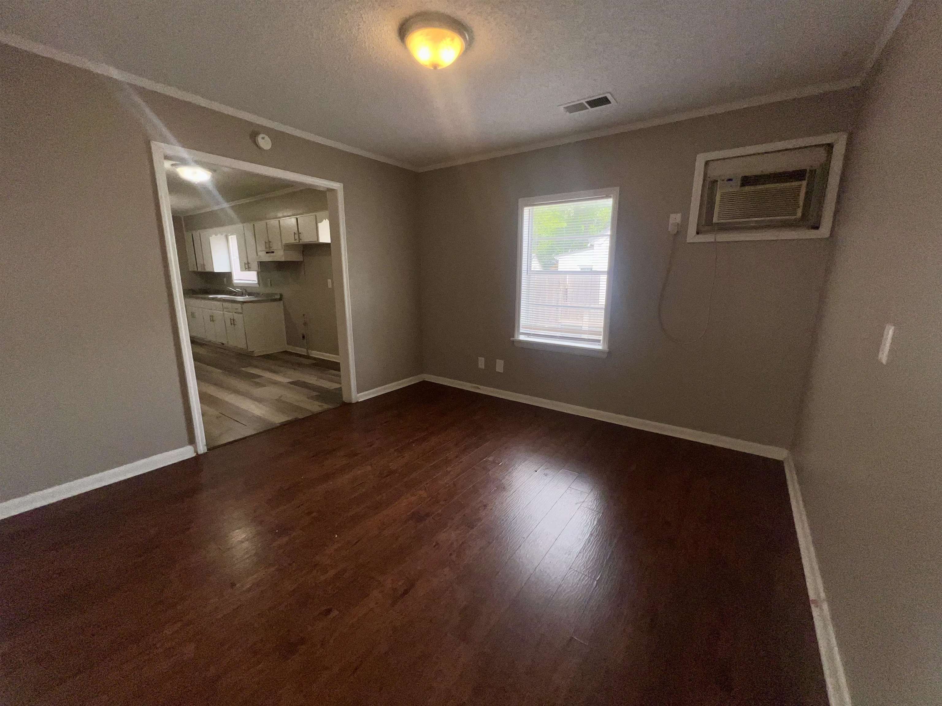 3540 Marion Ave Property Photo 10