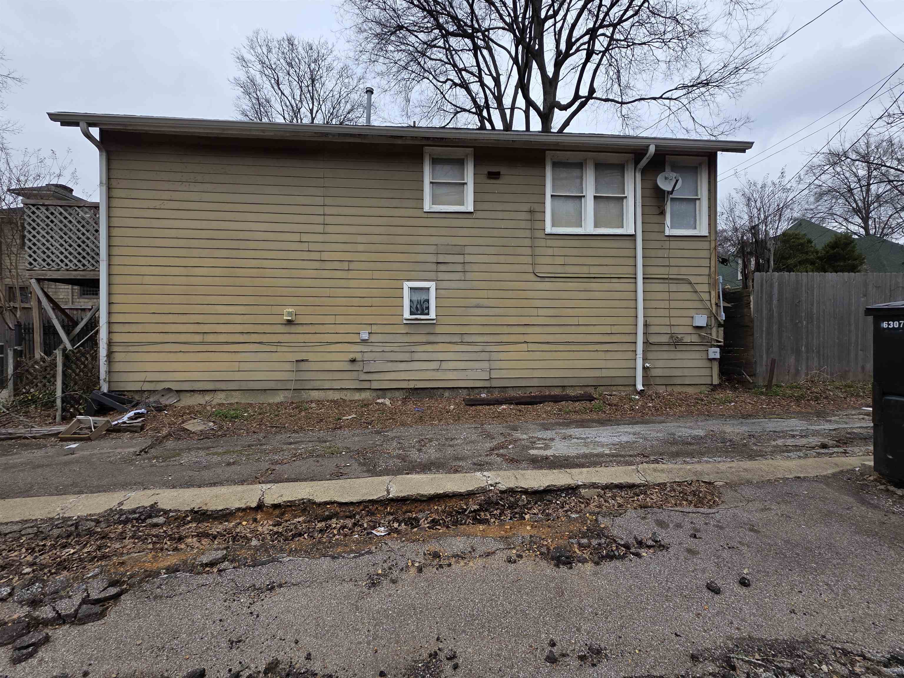 1235 Vinton Ave Property Photo 5