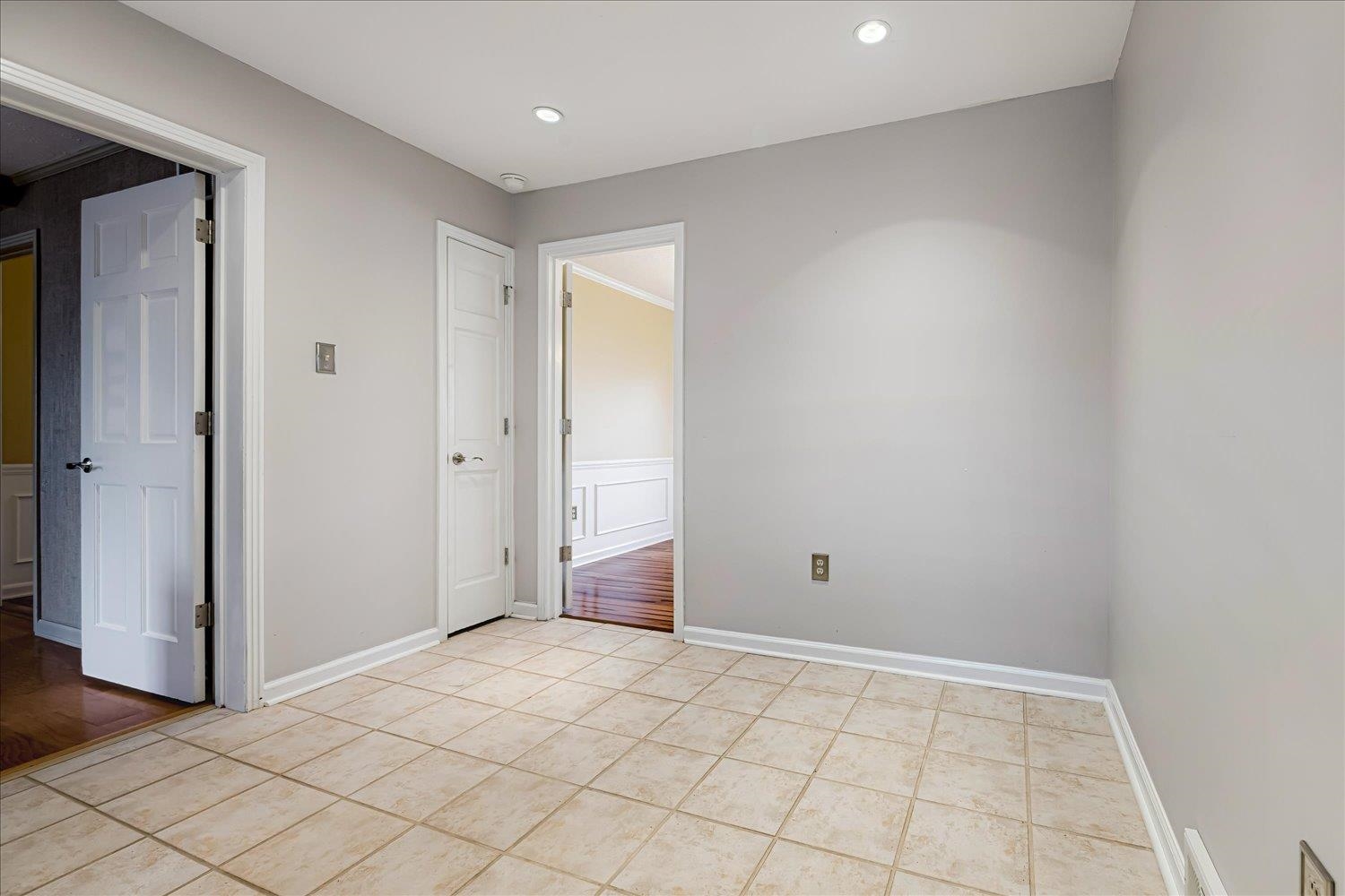 7545 Wheatley Dr Property Photo 14