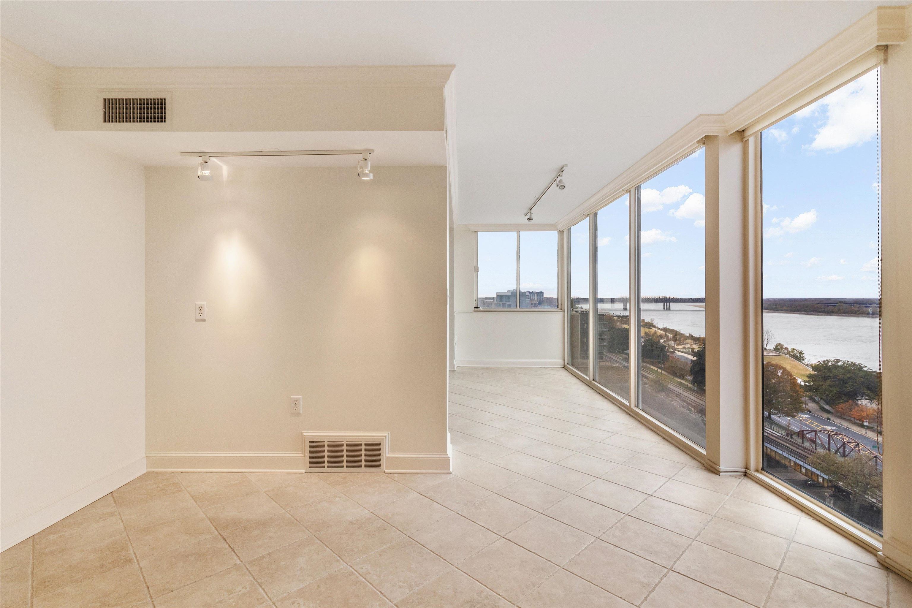 200 Wagner Pl 1407/1408 Property Photo 24