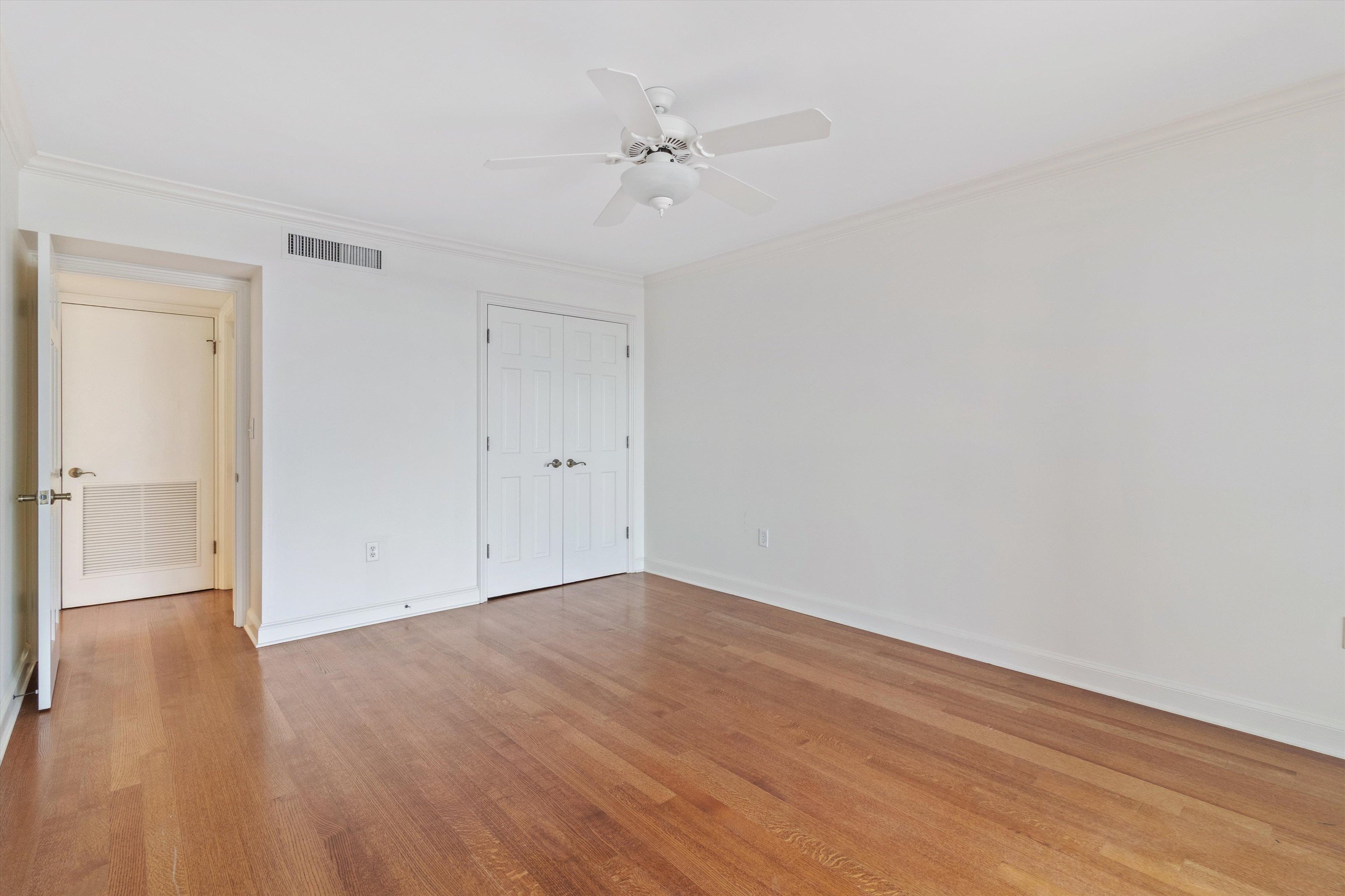 200 Wagner Pl 1407/1408 Property Photo 31