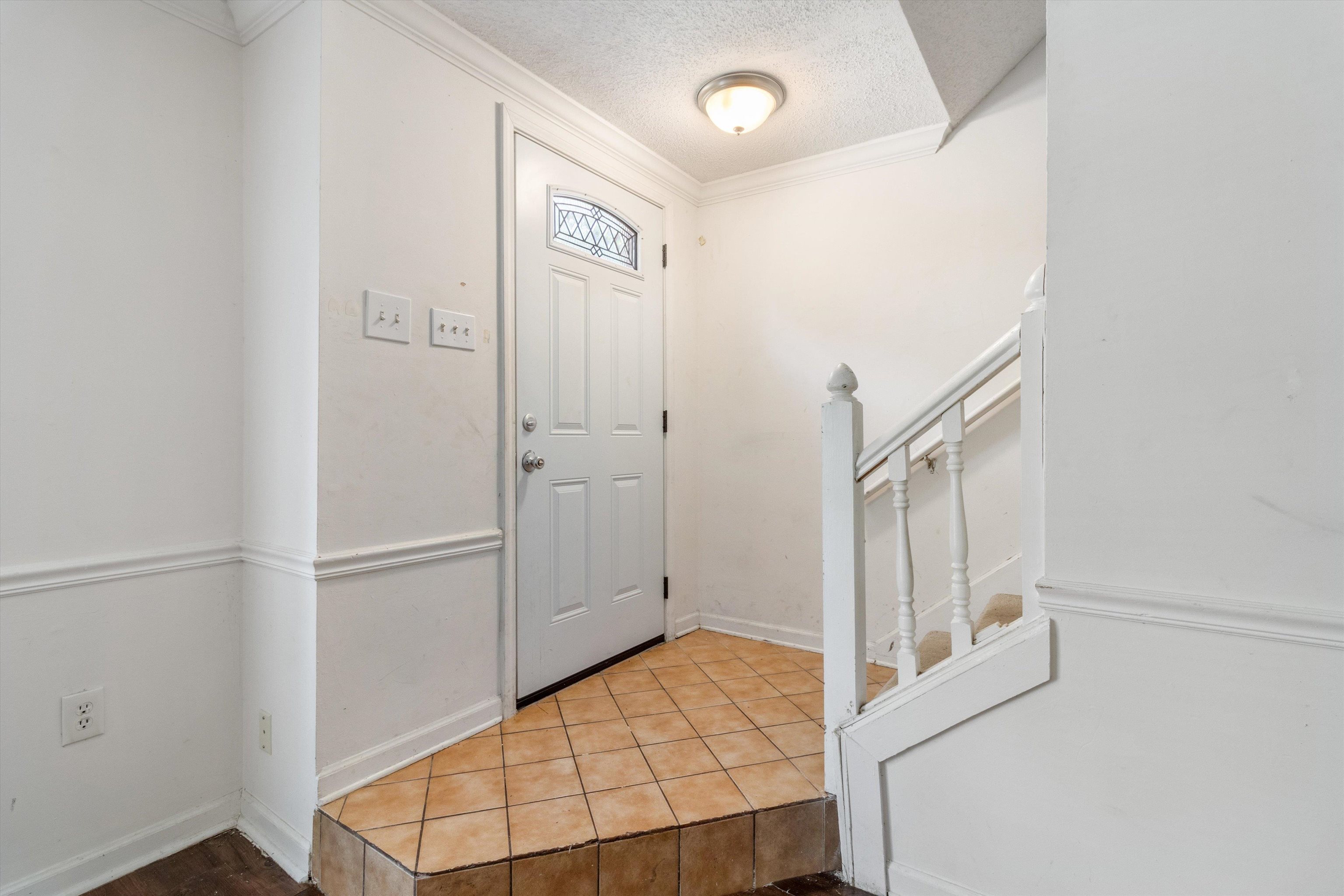 6289 Kirby Downs Dr Property Photo 3