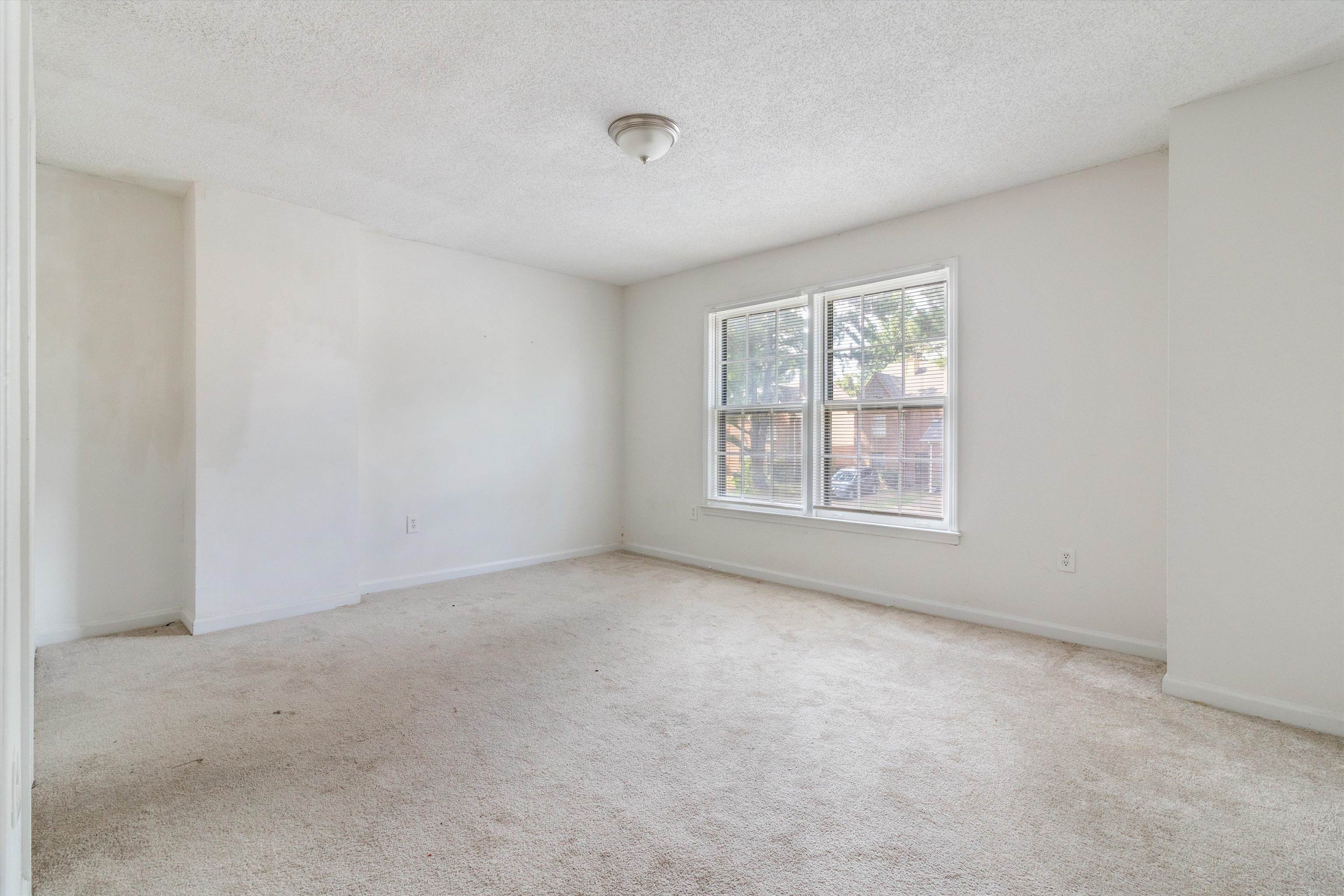 6289 Kirby Downs Dr Property Photo 16