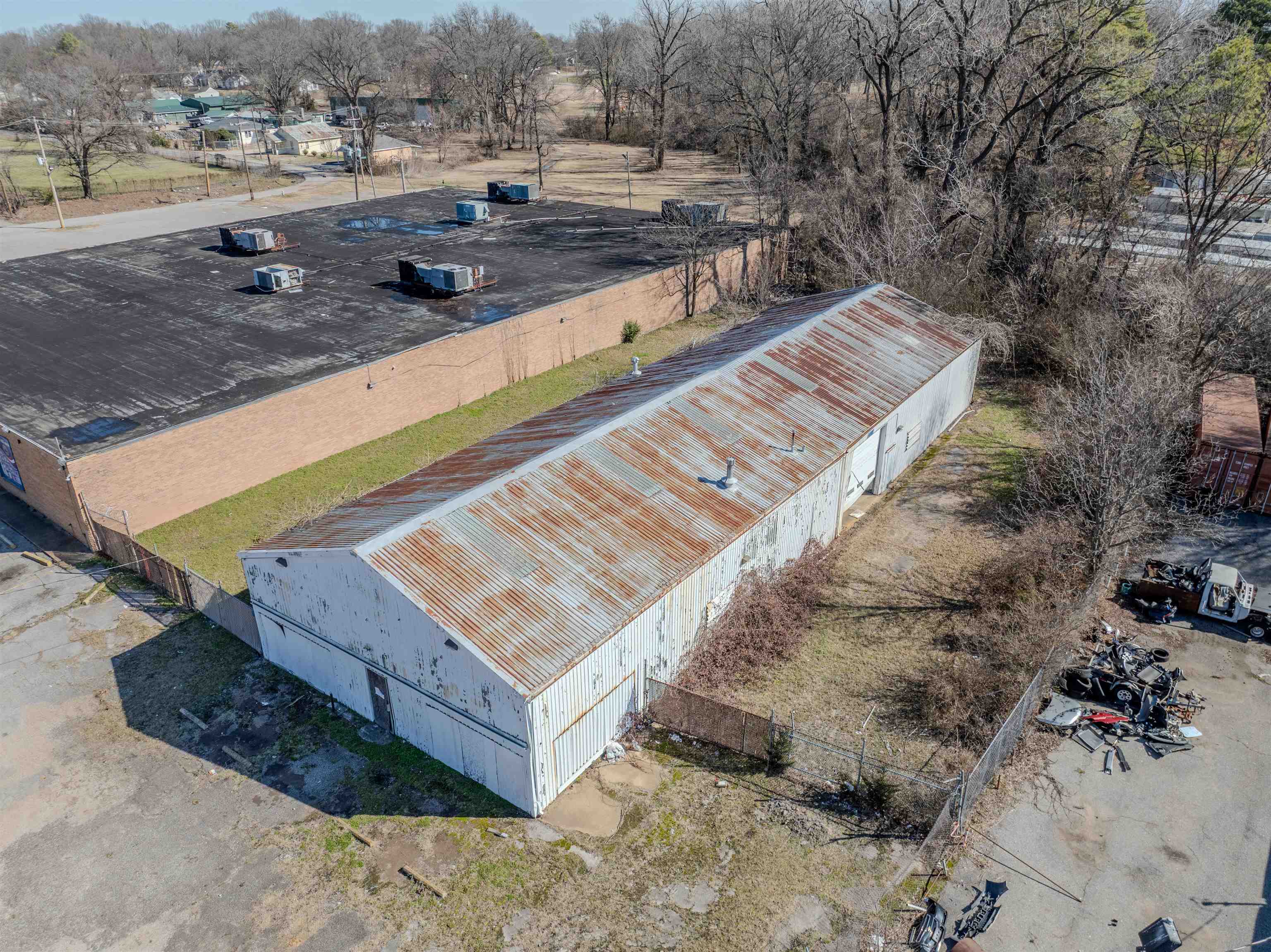 2536 ELVIS PRESLEY BLVD Property Photo 1