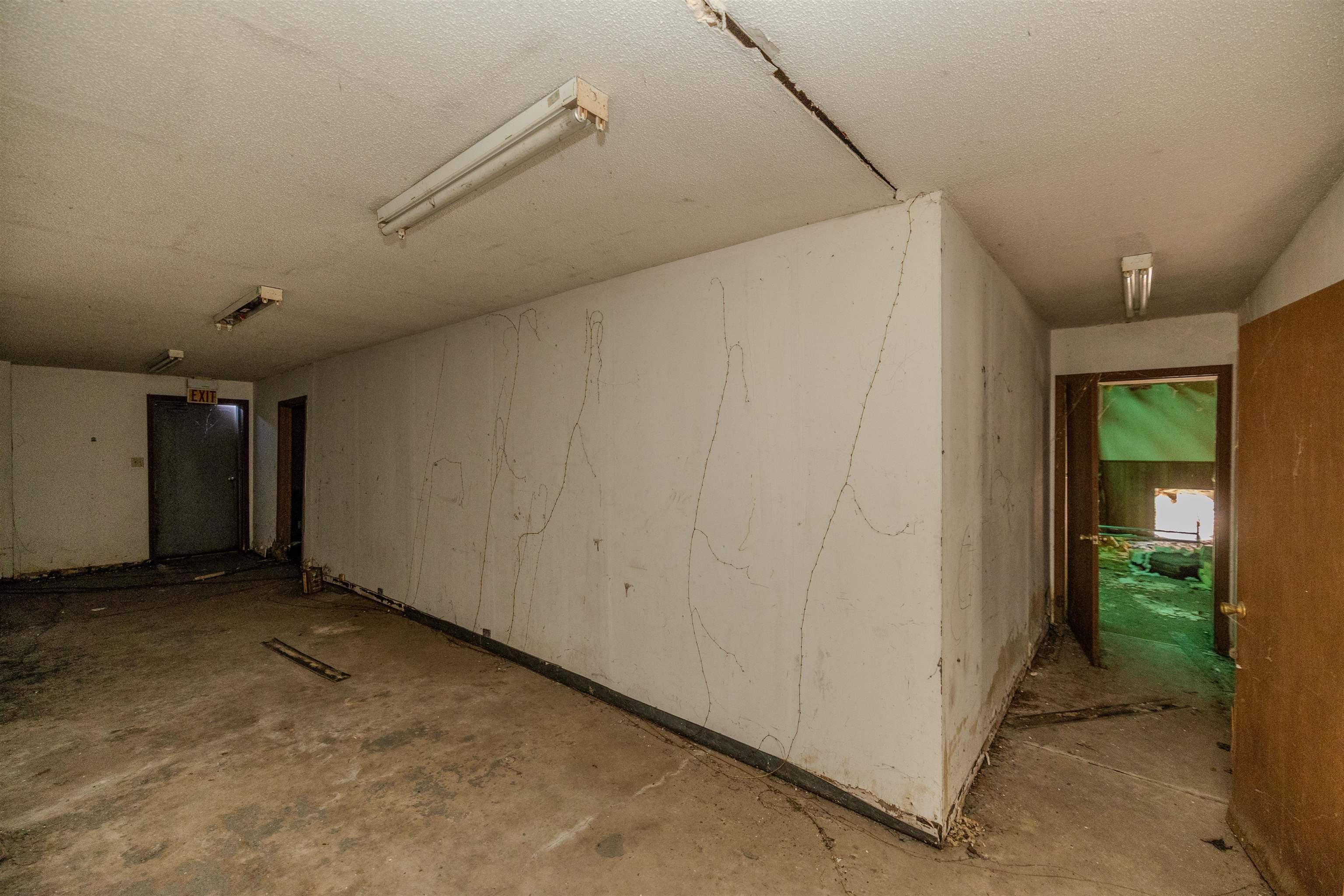 2536 Elvis Presley Blvd Property Photo 30